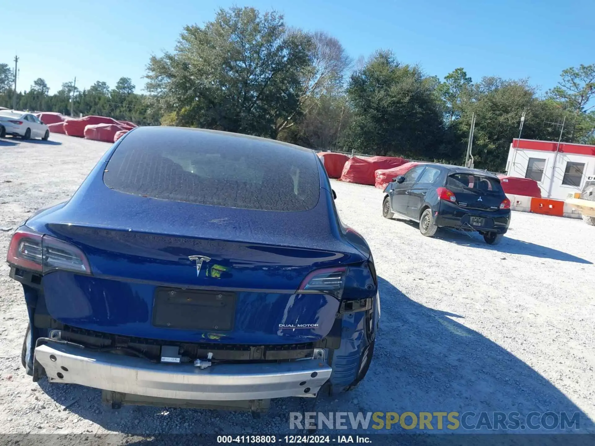17 fotografías del automóvil dañado 5YJ3E1EB2KF437372 TESLA MODEL 3 2019