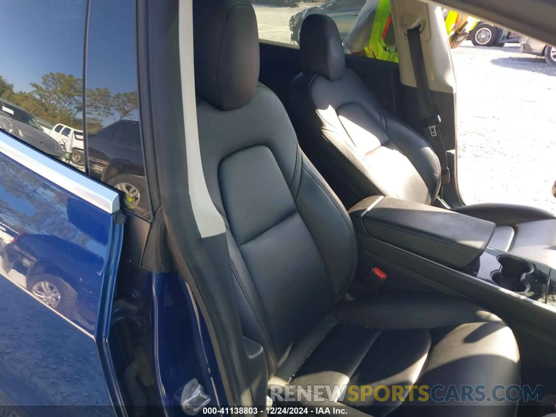 5 fotografías del automóvil dañado 5YJ3E1EB2KF437372 TESLA MODEL 3 2019