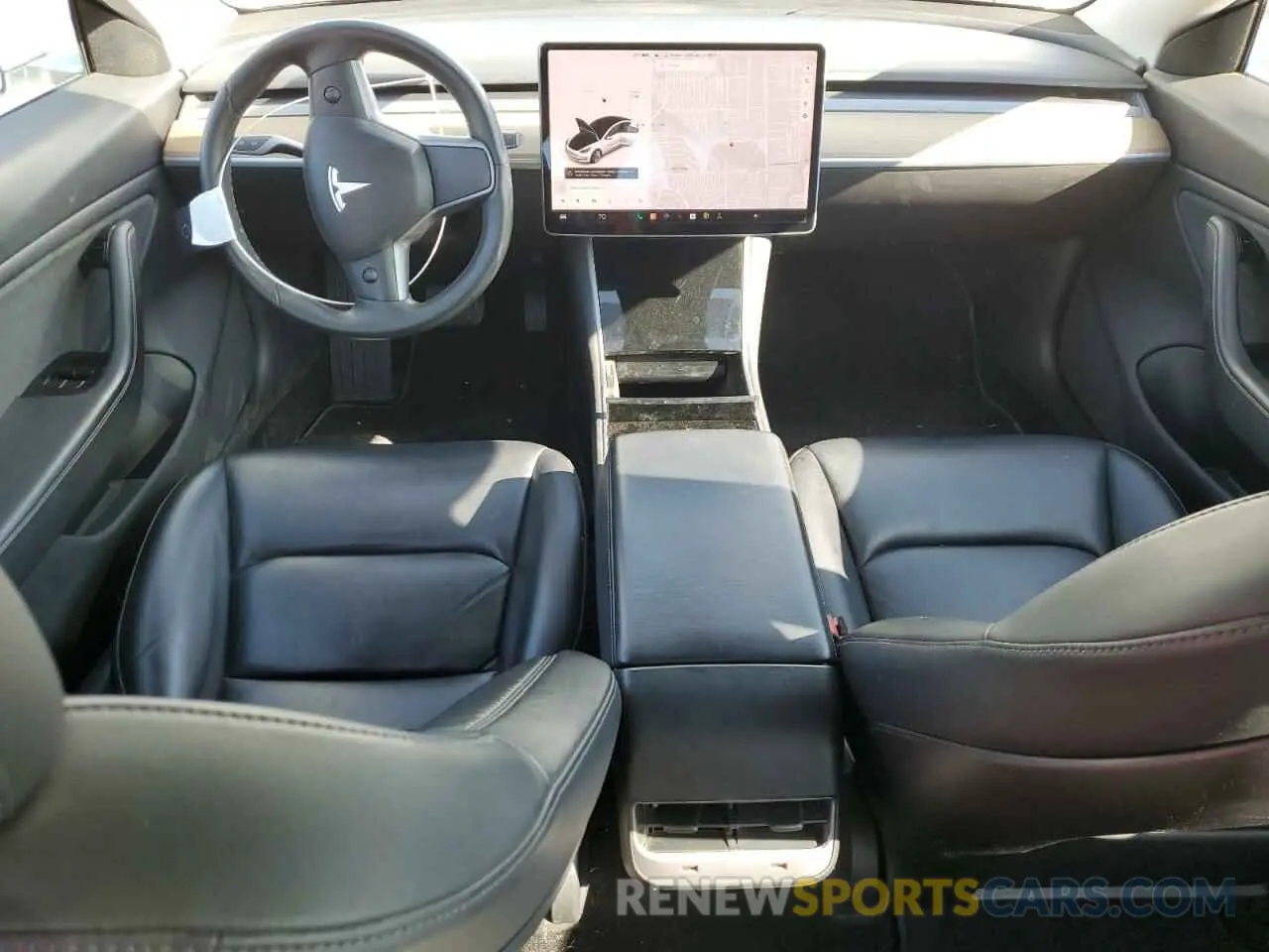 8 fotografías del automóvil dañado 5YJ3E1EB2KF437498 TESLA MODEL 3 2019