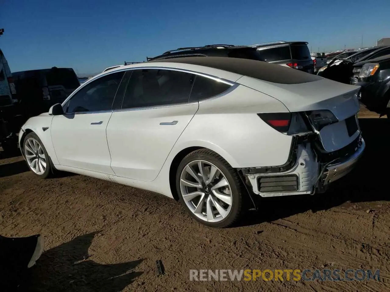 2 fotografías del automóvil dañado 5YJ3E1EB2KF437517 TESLA MODEL 3 2019