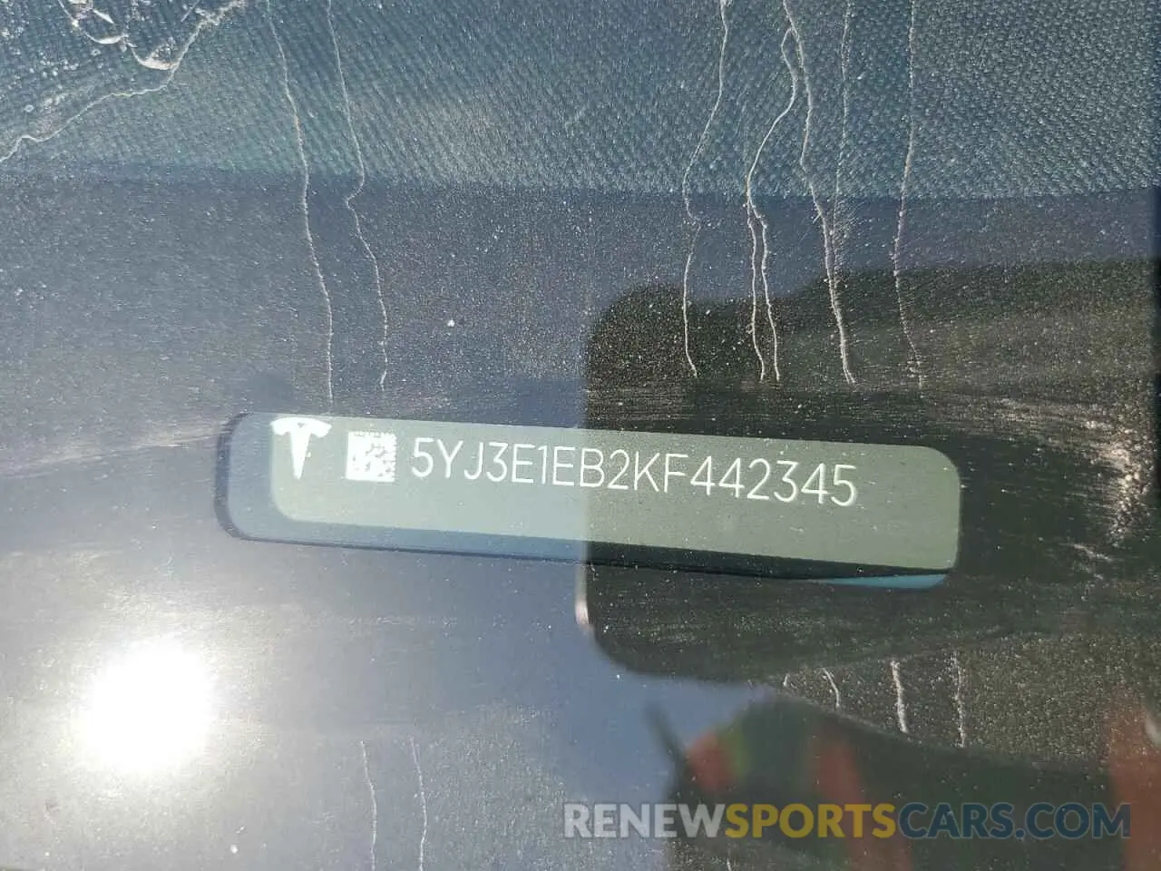 12 fotografías del automóvil dañado 5YJ3E1EB2KF442345 TESLA MODEL 3 2019