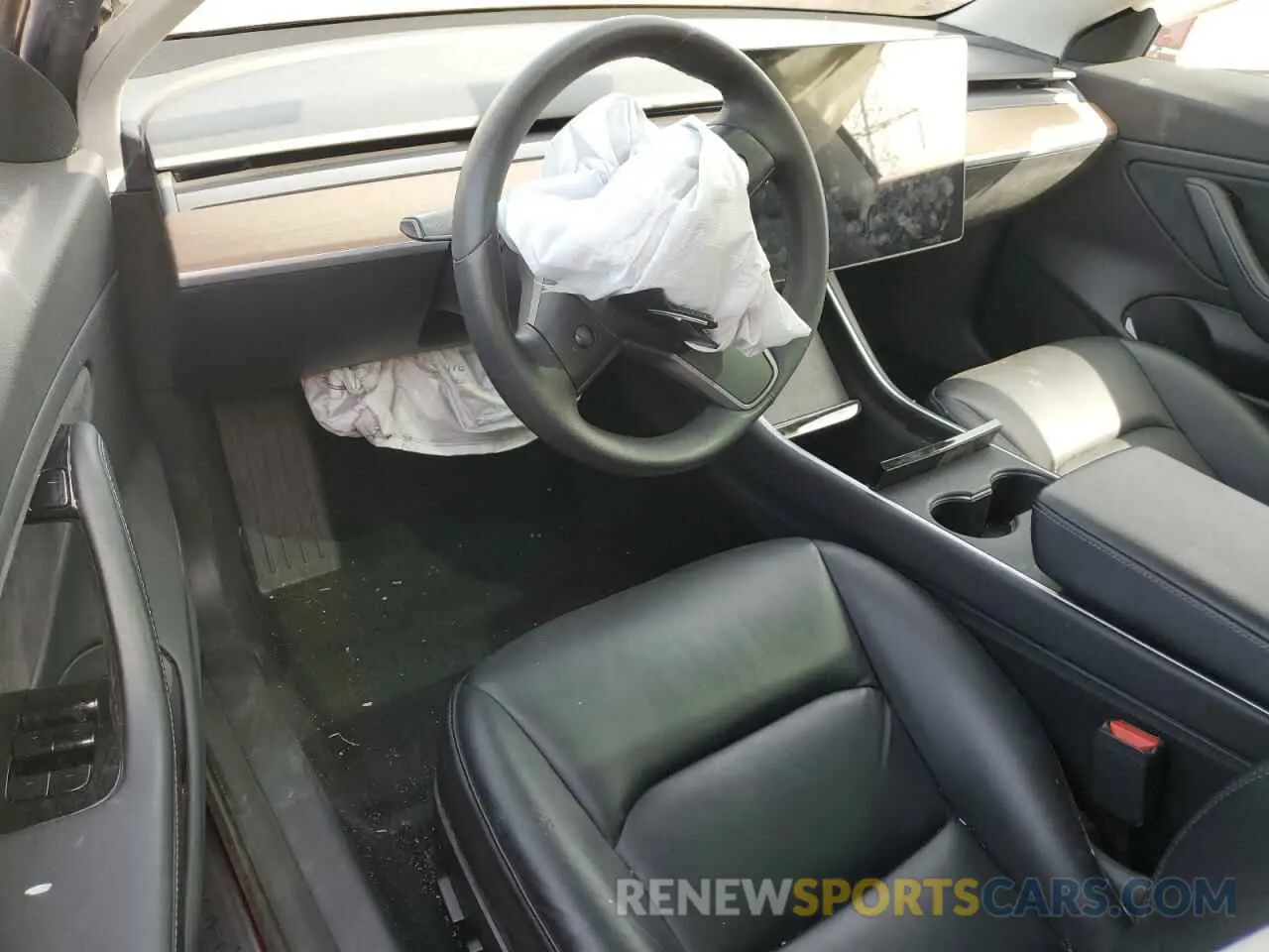 8 fotografías del automóvil dañado 5YJ3E1EB2KF453734 TESLA MODEL 3 2019