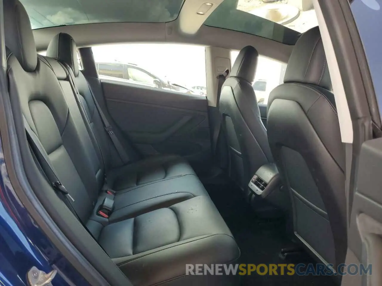 10 fotografías del automóvil dañado 5YJ3E1EB2KF465107 TESLA MODEL 3 2019