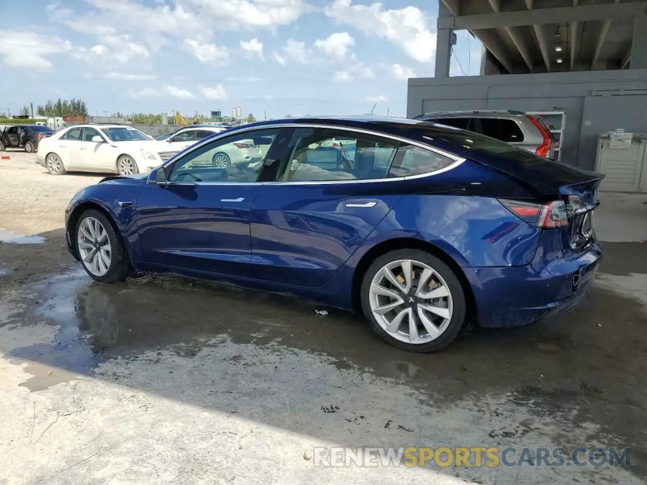 2 fotografías del automóvil dañado 5YJ3E1EB2KF465107 TESLA MODEL 3 2019