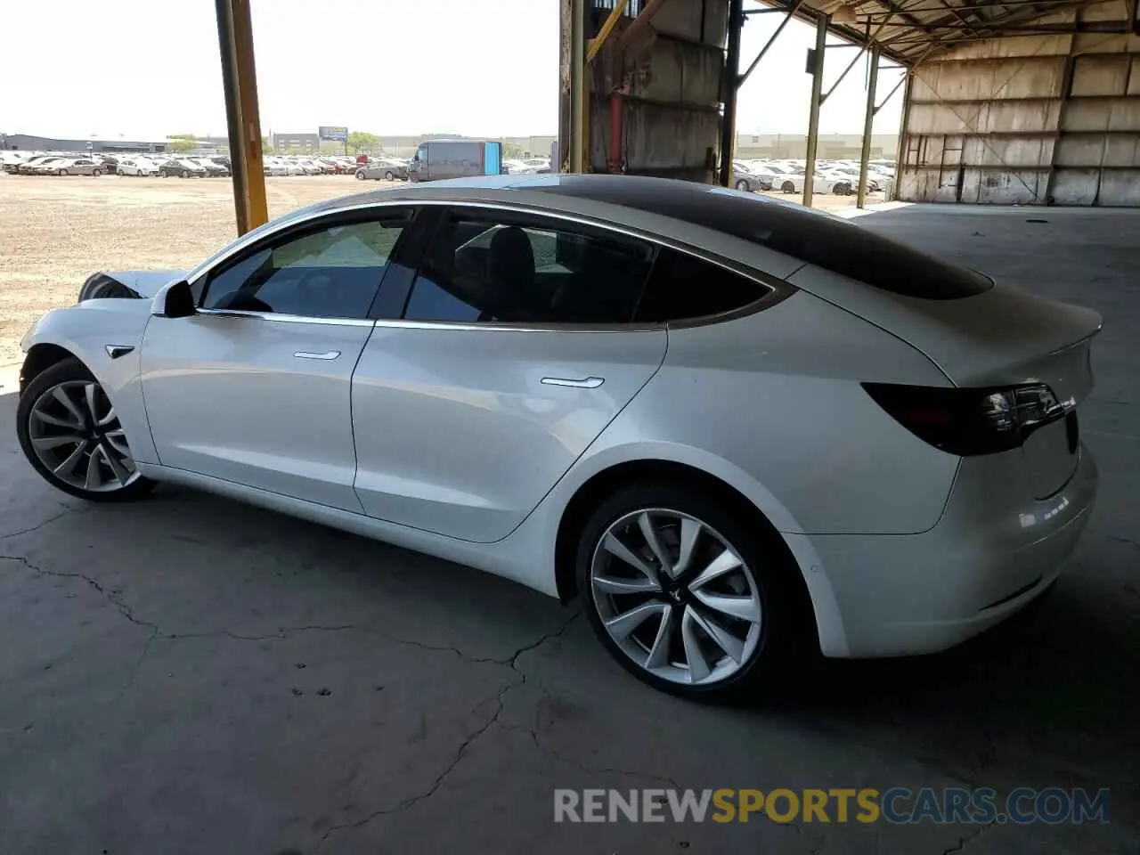 2 fotografías del automóvil dañado 5YJ3E1EB2KF512667 TESLA MODEL 3 2019