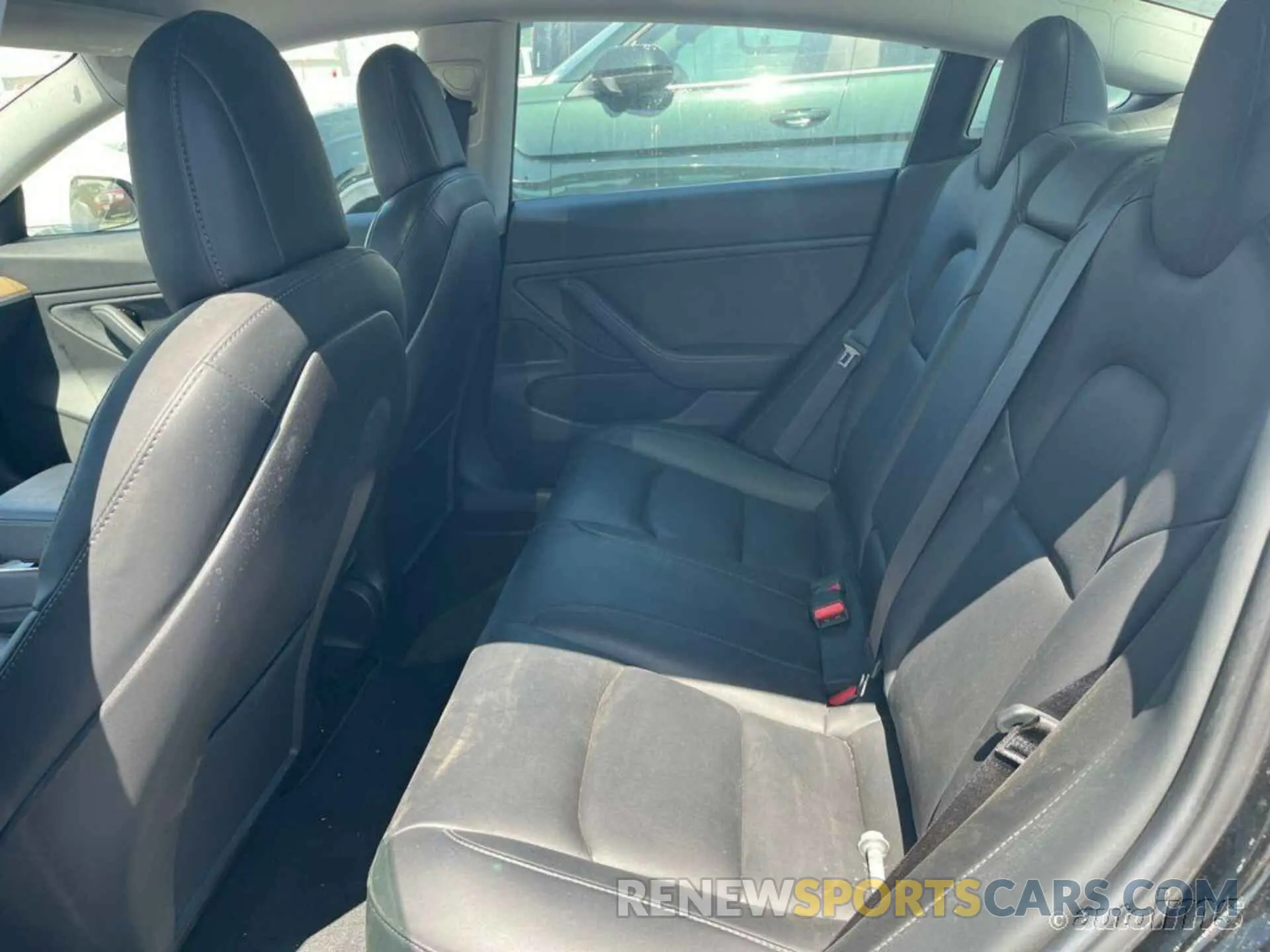 13 fotografías del automóvil dañado 5YJ3E1EB3KF193456 TESLA MODEL 3 2019