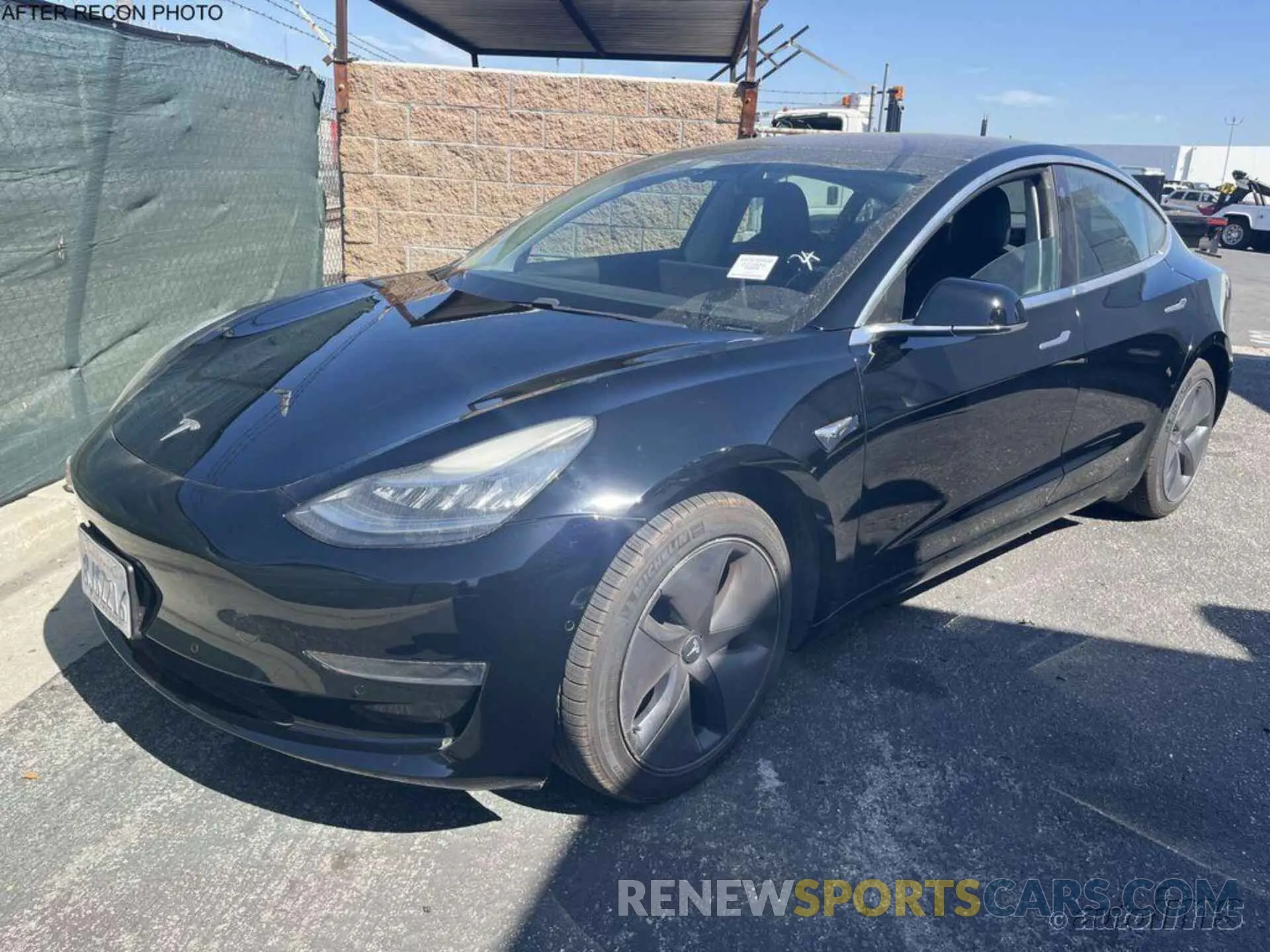6 fotografías del automóvil dañado 5YJ3E1EB3KF193456 TESLA MODEL 3 2019