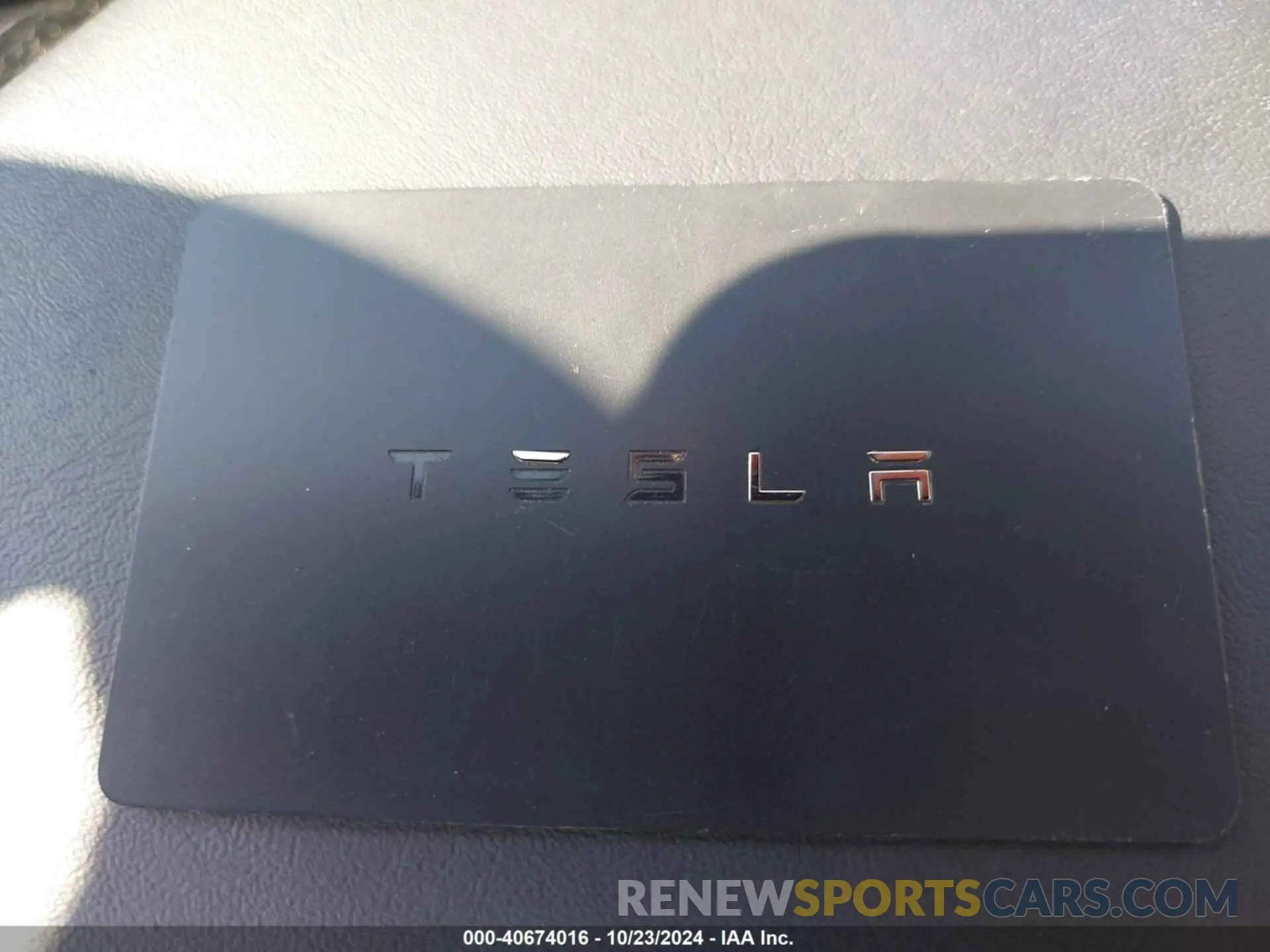 11 fotografías del automóvil dañado 5YJ3E1EB3KF193747 TESLA MODEL 3 2019