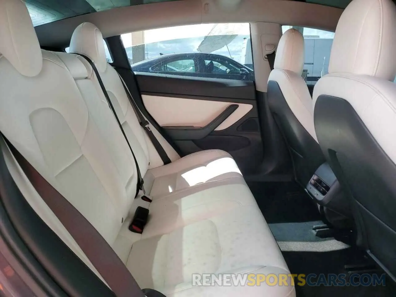 10 fotografías del automóvil dañado 5YJ3E1EB3KF195045 TESLA MODEL 3 2019