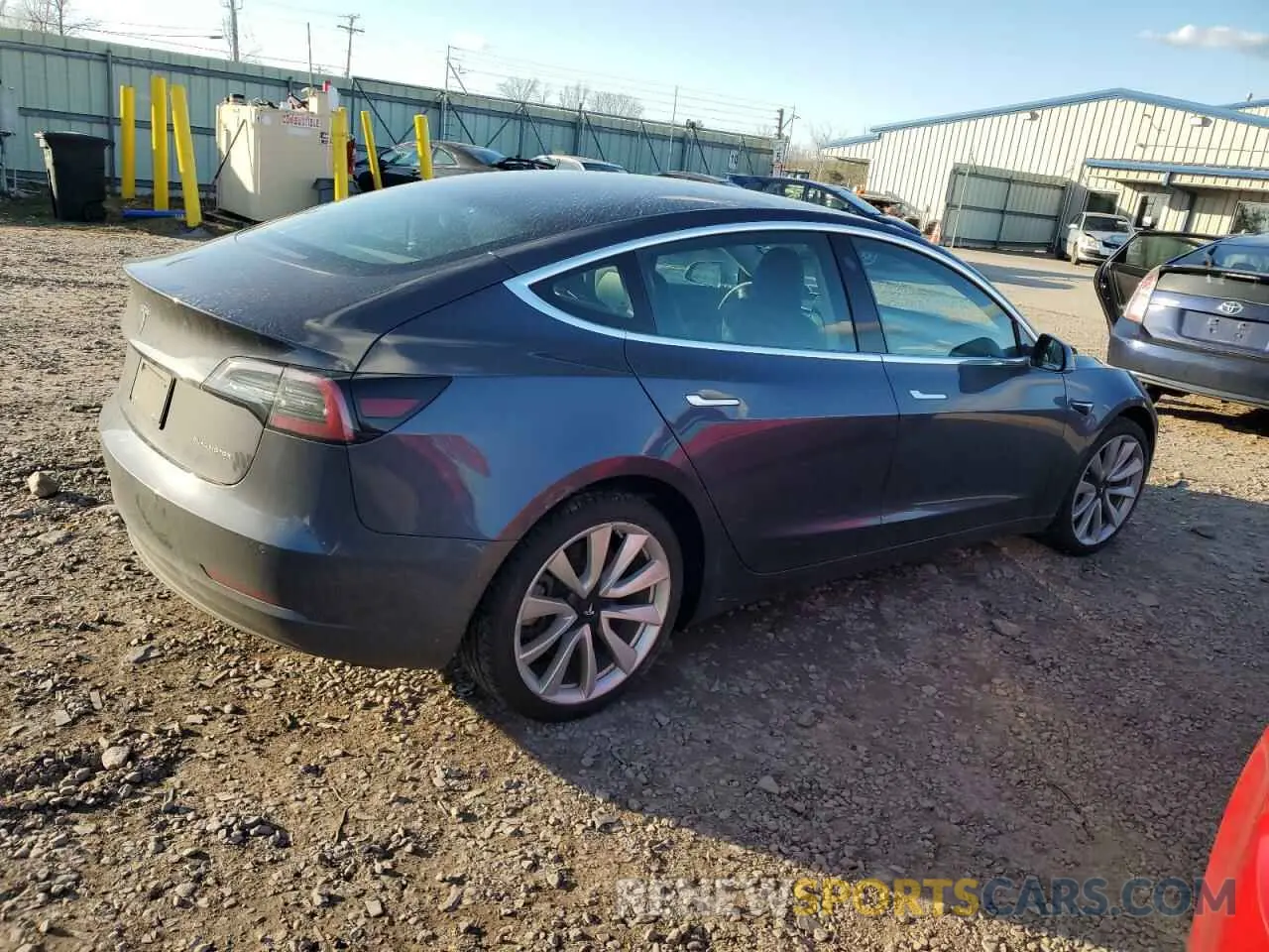 3 fotografías del automóvil dañado 5YJ3E1EB3KF209865 TESLA MODEL 3 2019