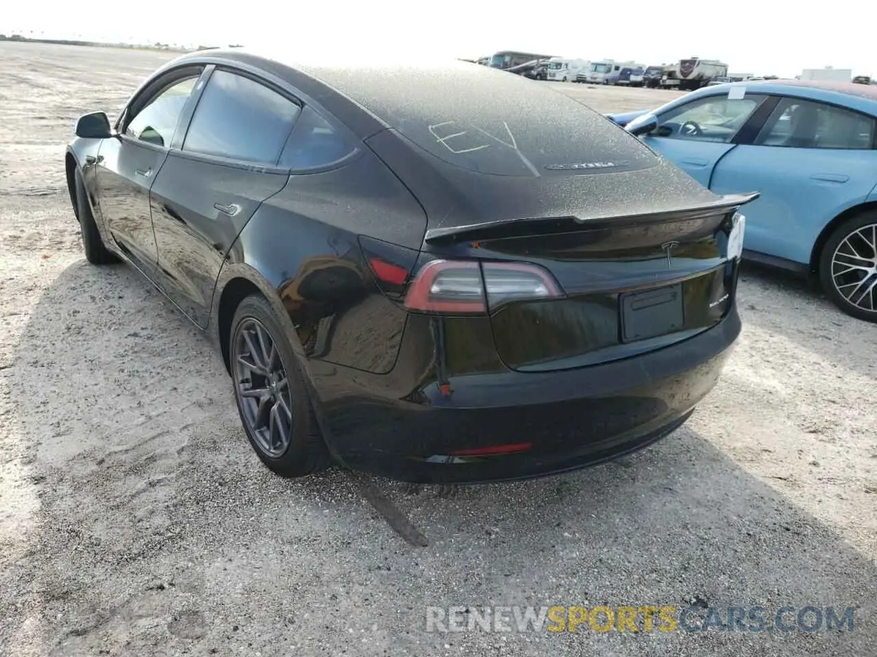3 fotografías del automóvil dañado 5YJ3E1EB3KF365257 TESLA MODEL 3 2019