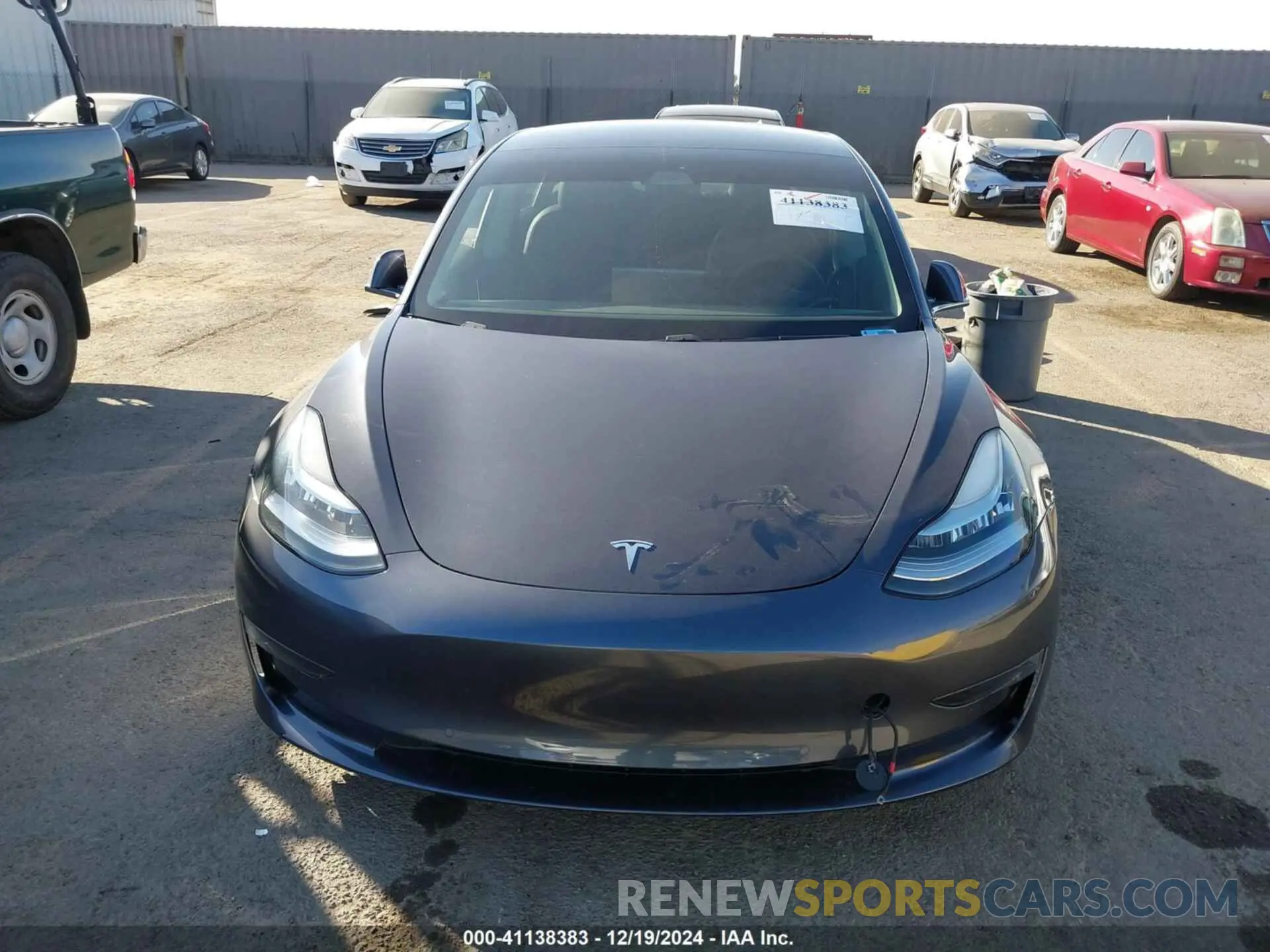 12 fotografías del automóvil dañado 5YJ3E1EB3KF406552 TESLA MODEL 3 2019