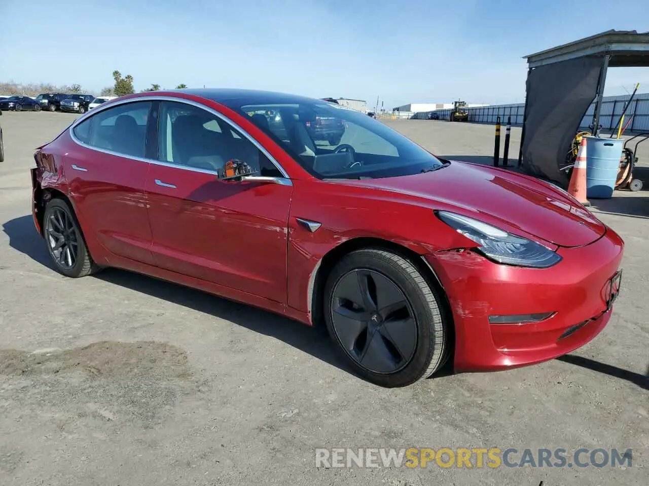 4 fotografías del automóvil dañado 5YJ3E1EB3KF432875 TESLA MODEL 3 2019