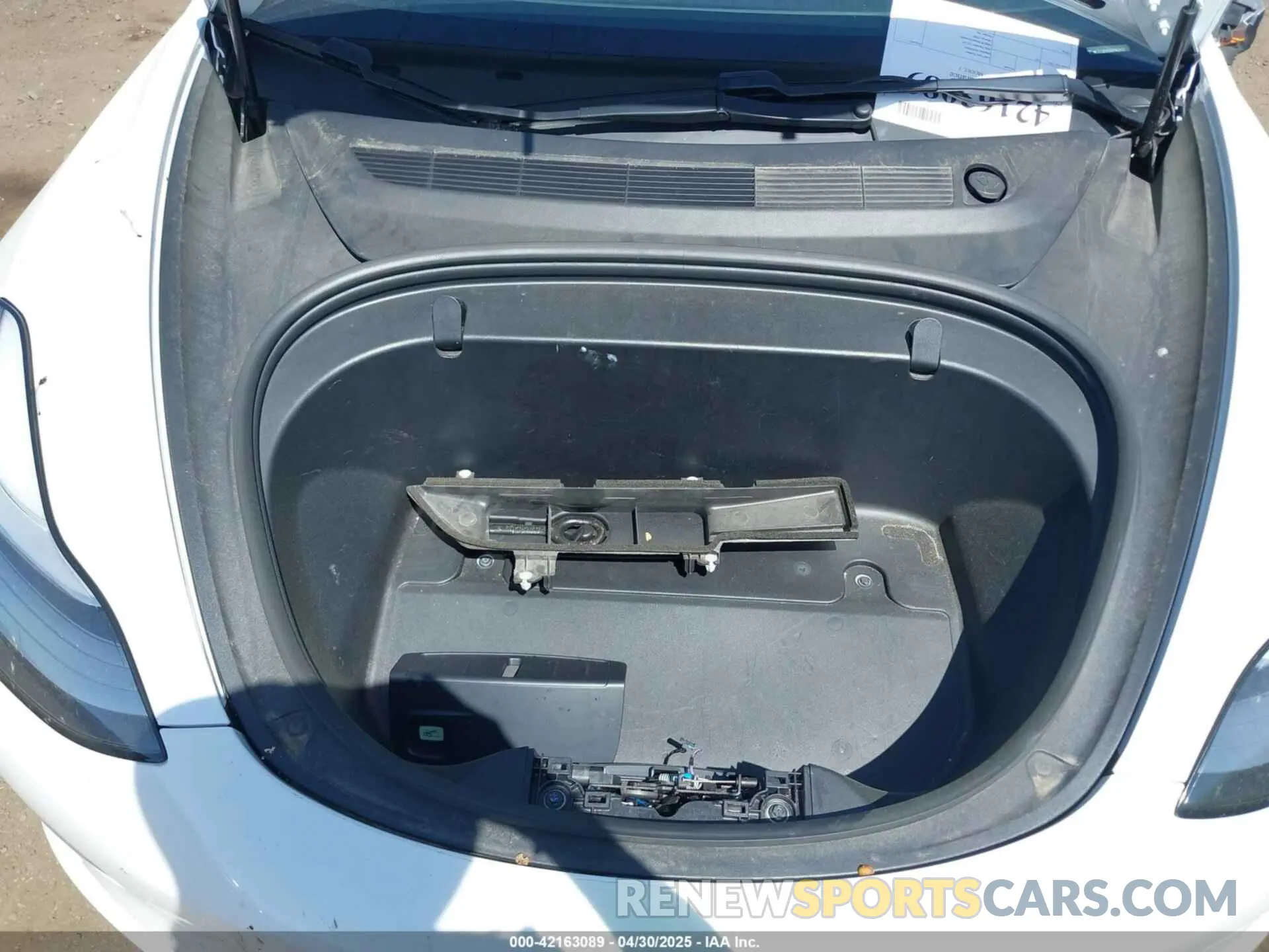 10 fotografías del automóvil dañado 5YJ3E1EB3KF450602 TESLA MODEL 3 2019