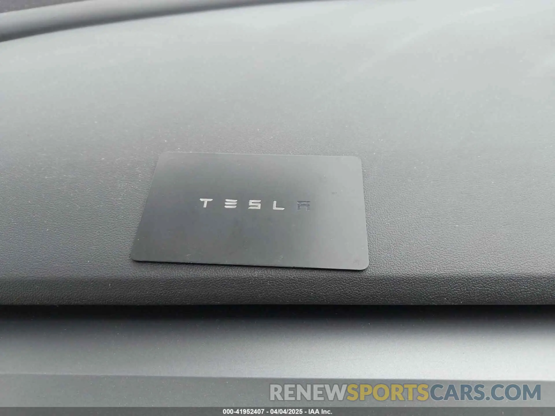 11 fotografías del automóvil dañado 5YJ3E1EB3KF469294 TESLA MODEL 3 2019