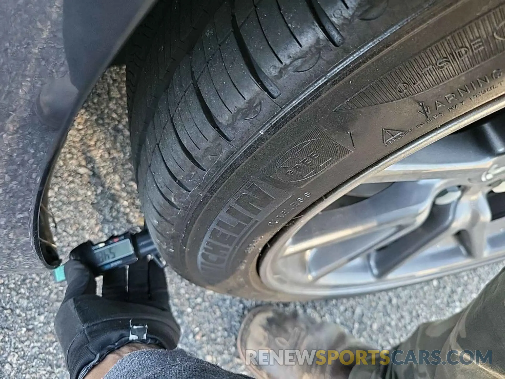 22 fotografías del automóvil dañado 5YJ3E1EB4KF191828 TESLA MODEL 3 2019