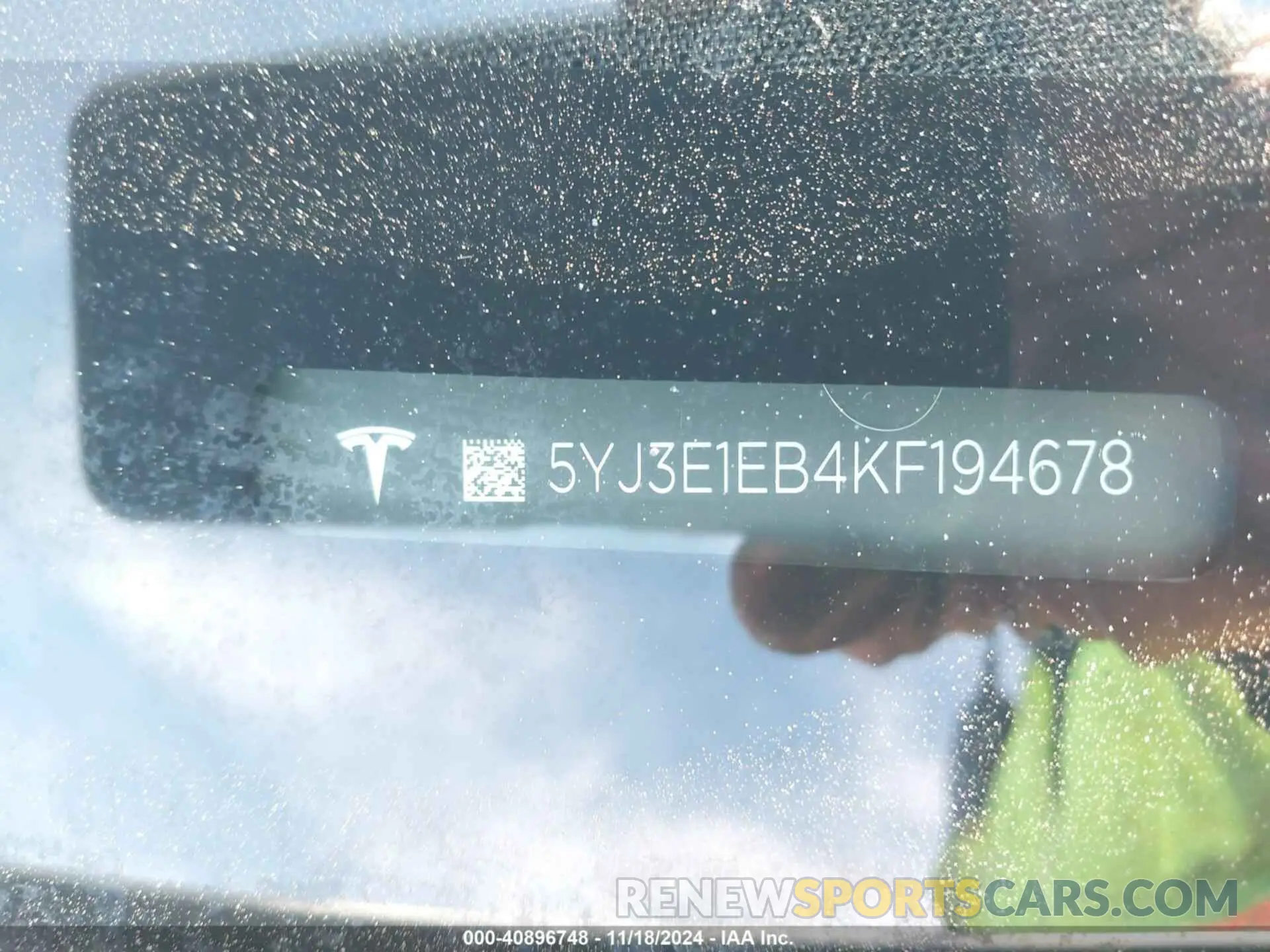 9 fotografías del automóvil dañado 5YJ3E1EB4KF194678 TESLA MODEL 3 2019