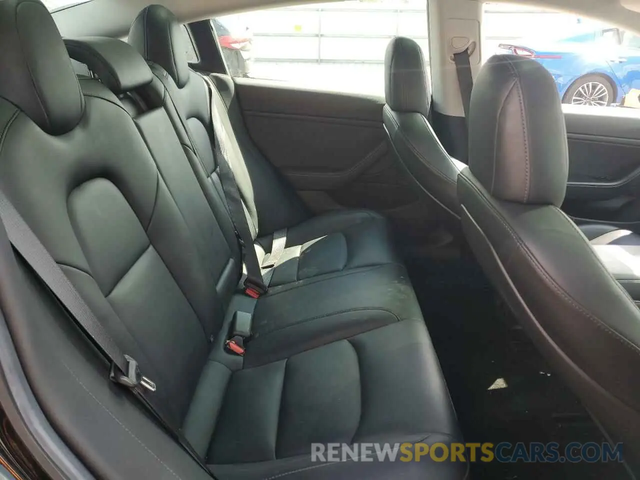 10 fotografías del automóvil dañado 5YJ3E1EB4KF385727 TESLA MODEL 3 2019
