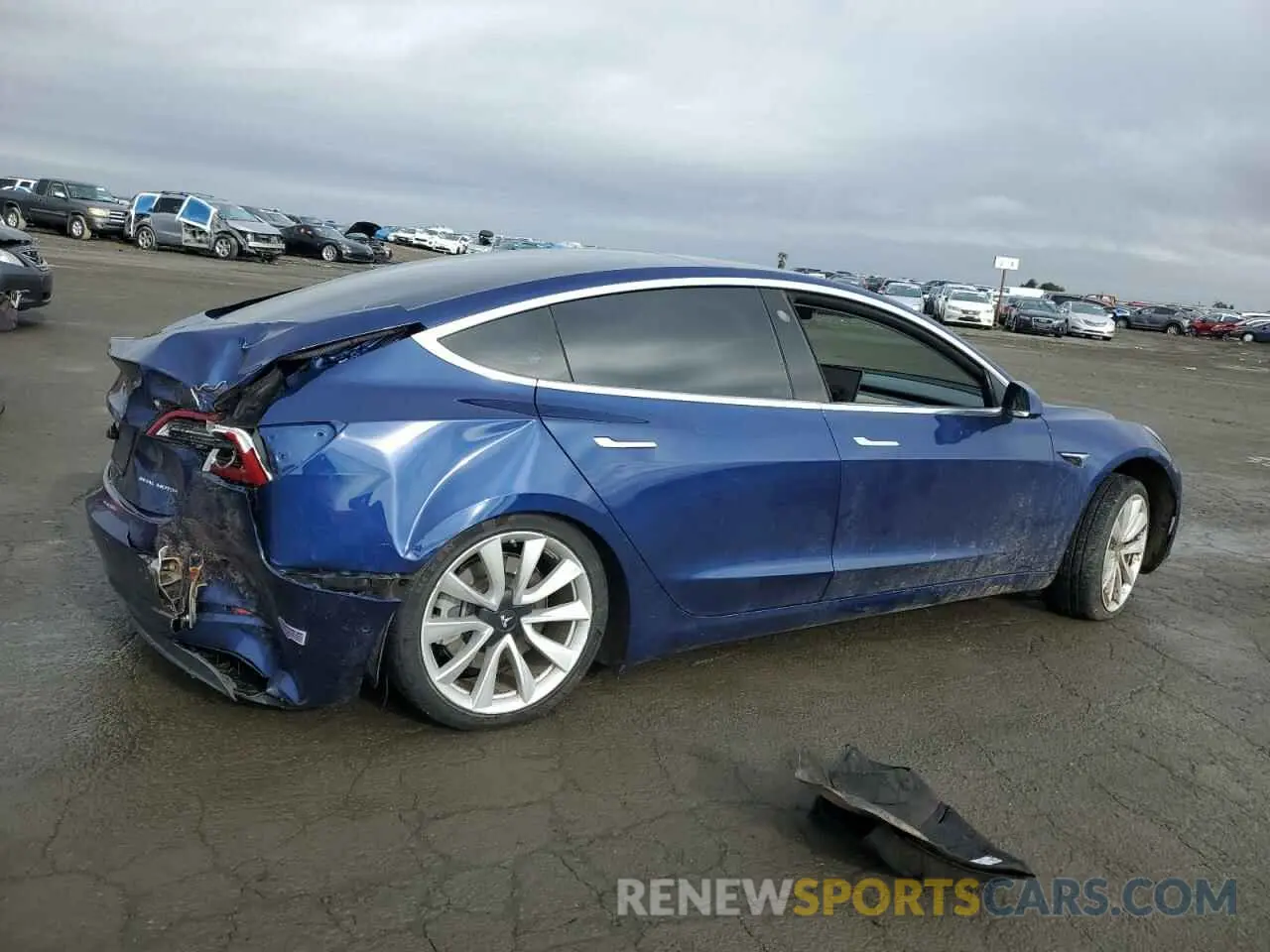 3 fotografías del automóvil dañado 5YJ3E1EB4KF406642 TESLA MODEL 3 2019