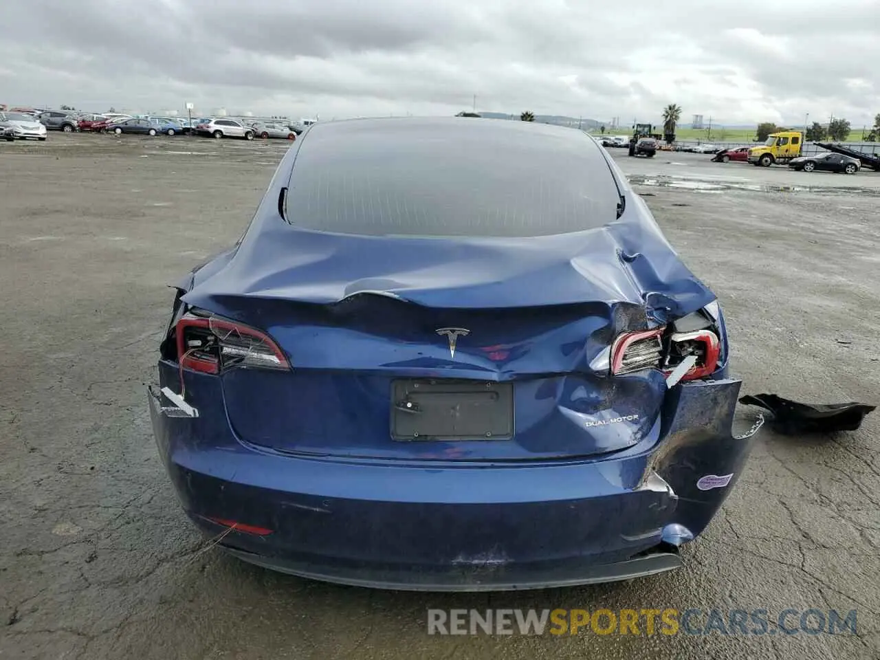 6 fotografías del automóvil dañado 5YJ3E1EB4KF406642 TESLA MODEL 3 2019