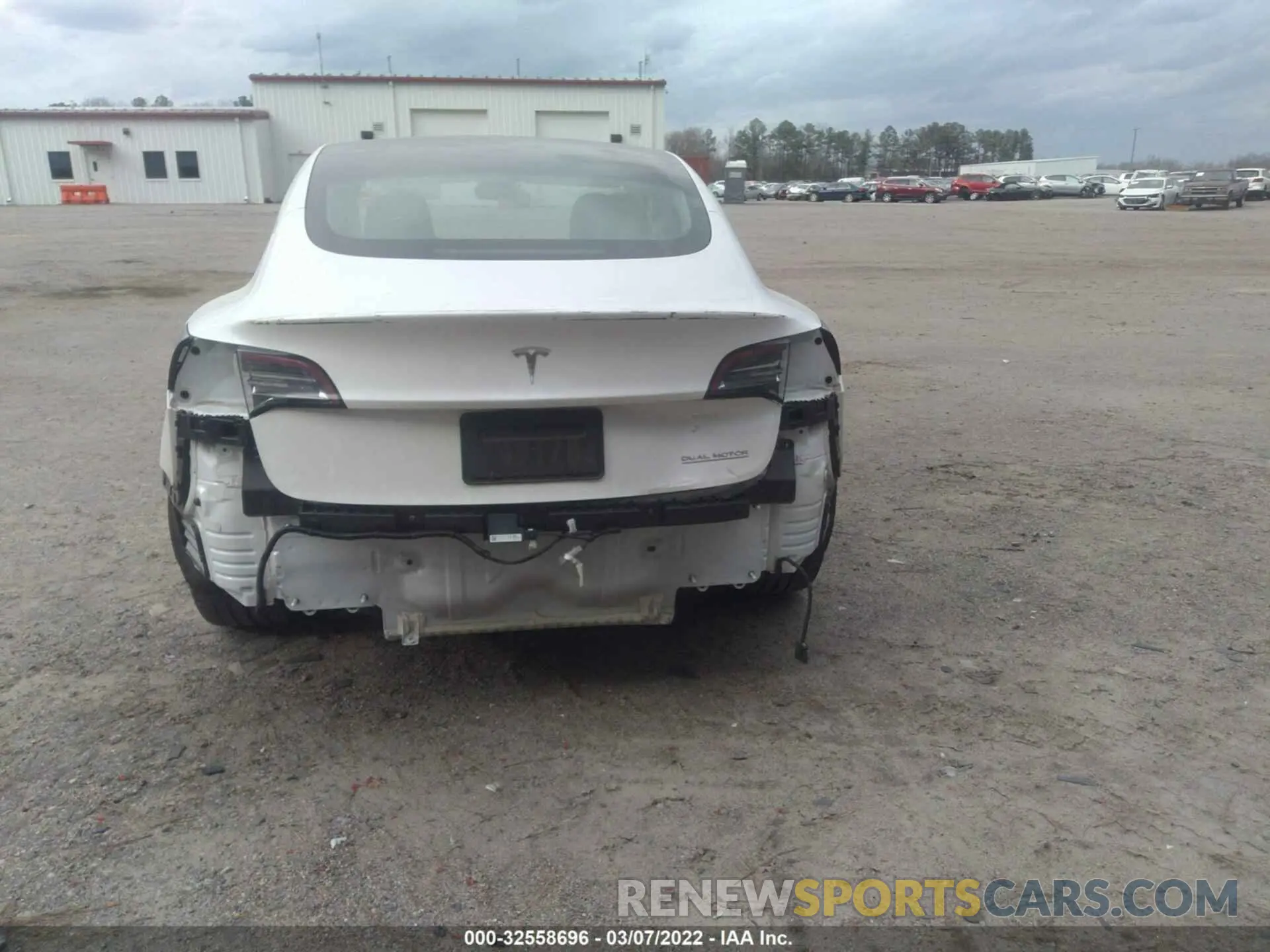6 fotografías del automóvil dañado 5YJ3E1EB4KF407337 TESLA MODEL 3 2019
