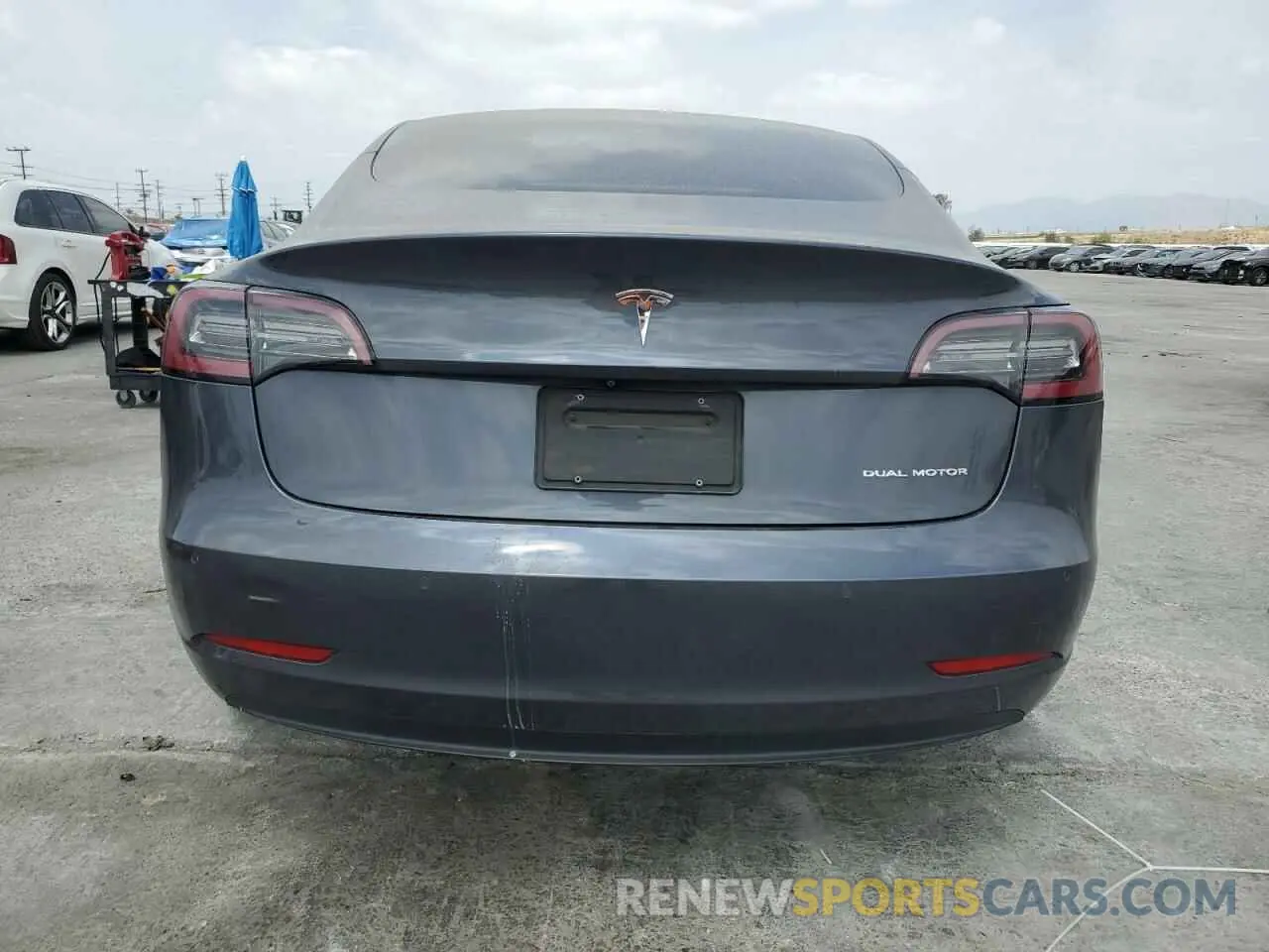 6 fotografías del automóvil dañado 5YJ3E1EB4KF437020 TESLA MODEL 3 2019