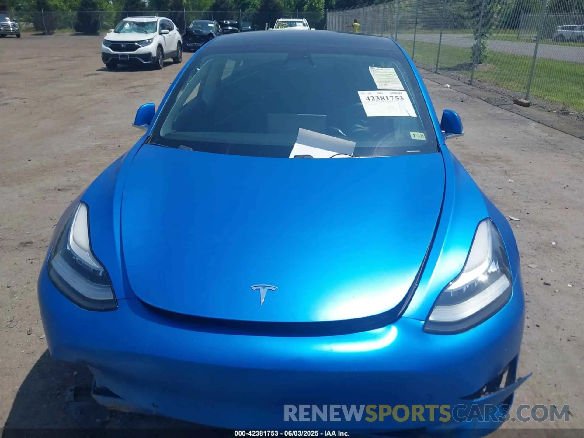 11 fotografías del automóvil dañado 5YJ3E1EB5KF208748 TESLA MODEL 3 2019