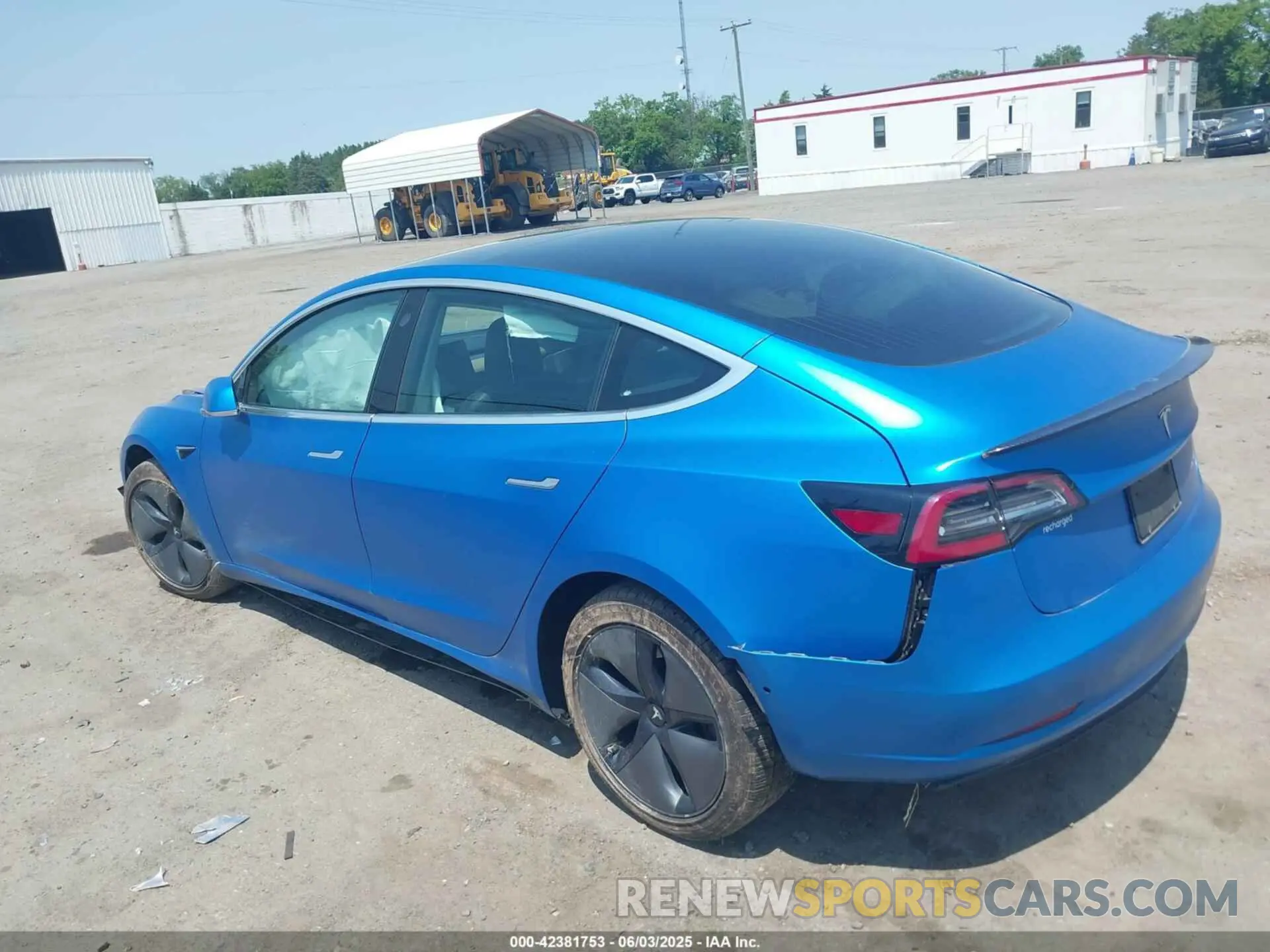 3 fotografías del automóvil dañado 5YJ3E1EB5KF208748 TESLA MODEL 3 2019