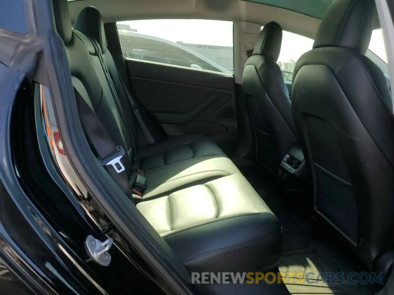 10 fotografías del automóvil dañado 5YJ3E1EB5KF208961 TESLA MODEL 3 2019