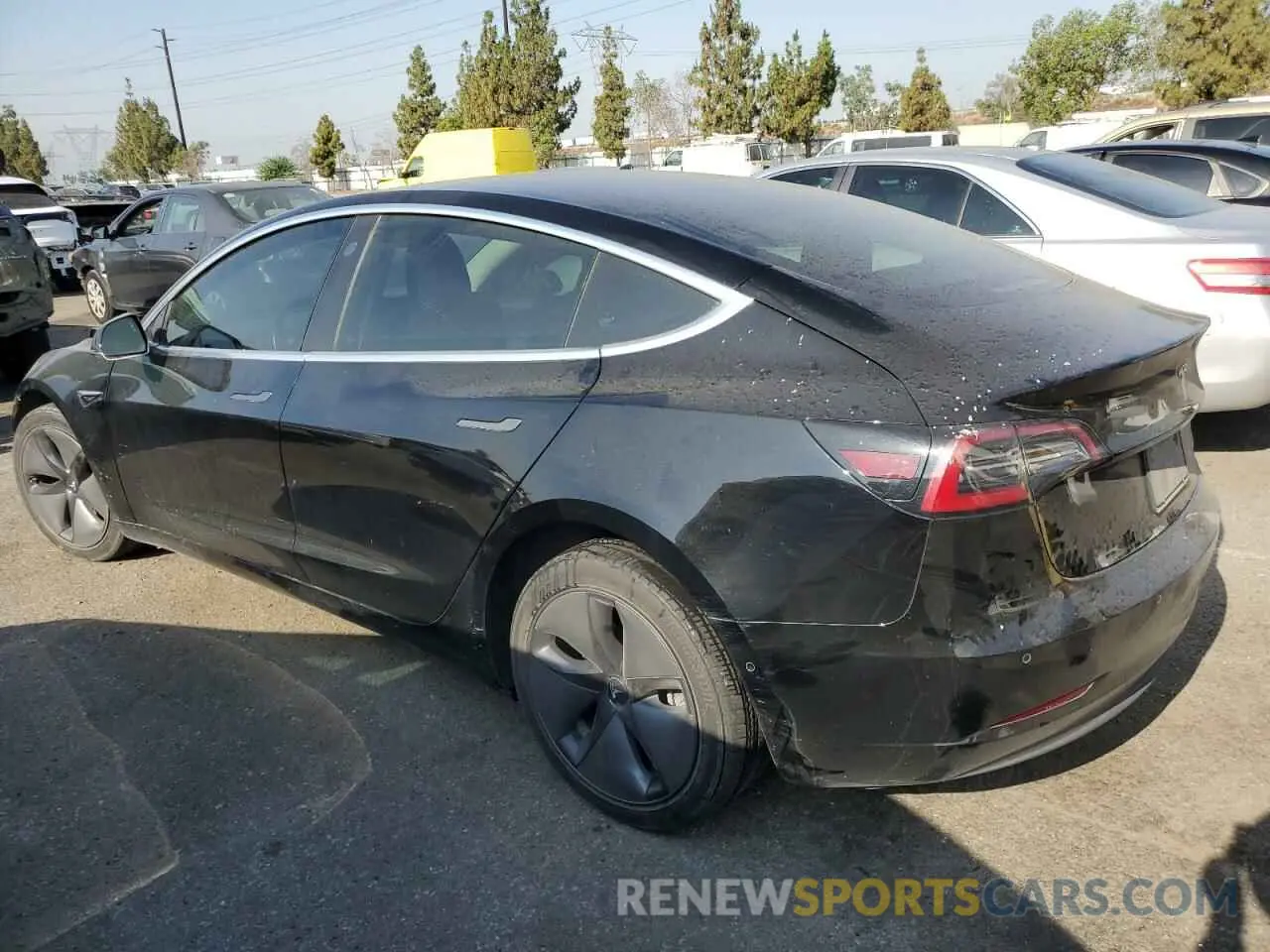 2 fotografías del automóvil dañado 5YJ3E1EB5KF208961 TESLA MODEL 3 2019