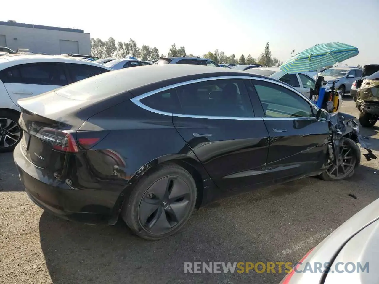 3 fotografías del automóvil dañado 5YJ3E1EB5KF208961 TESLA MODEL 3 2019