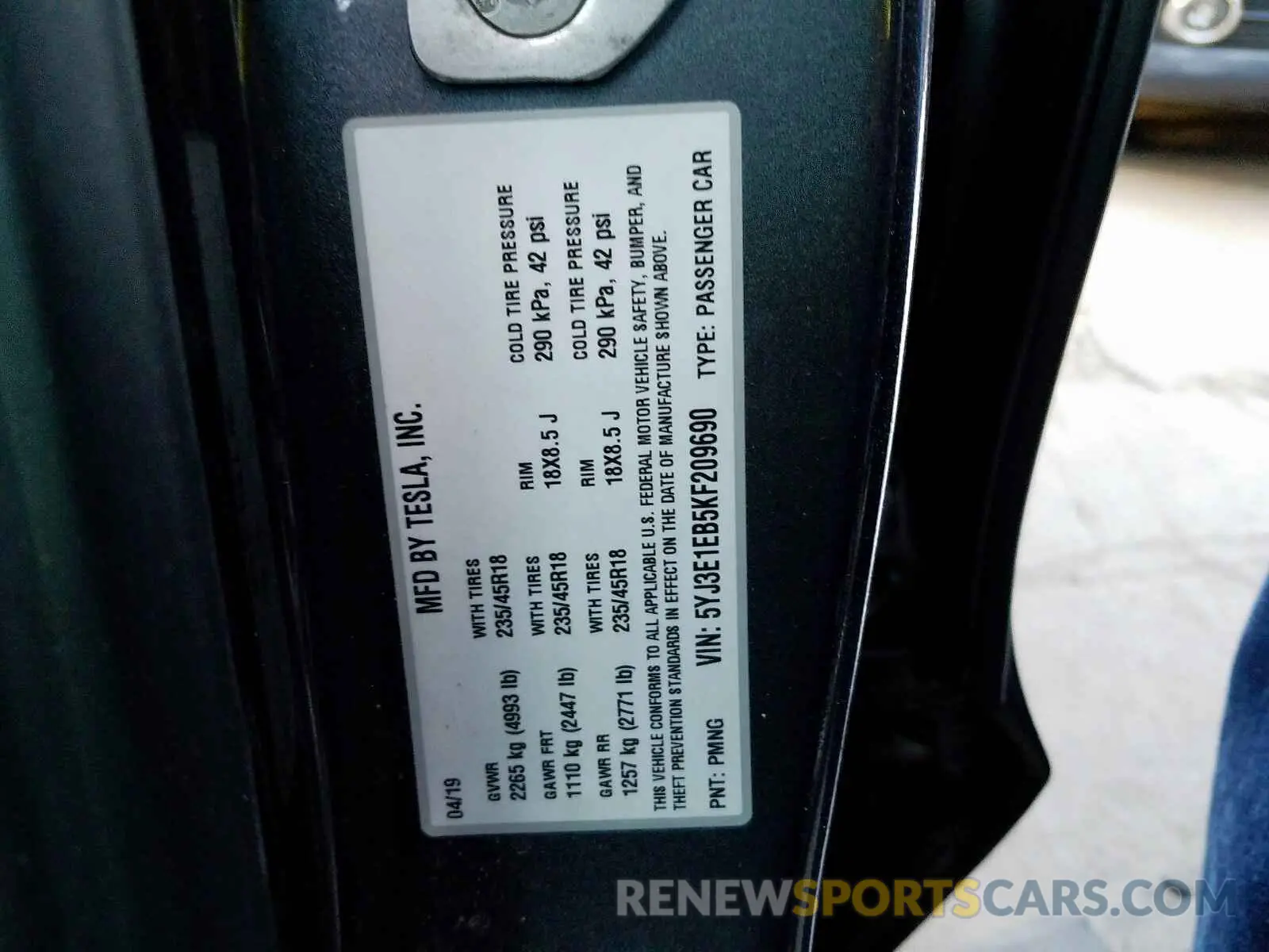 10 fotografías del automóvil dañado 5YJ3E1EB5KF209690 TESLA MODEL 3 2019