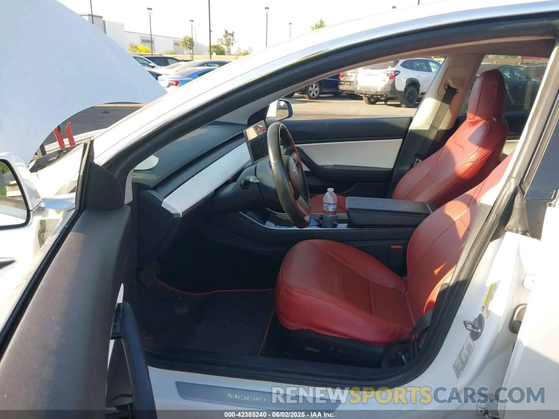 5 fotografías del automóvil dañado 5YJ3E1EB5KF213576 TESLA MODEL 3 2019