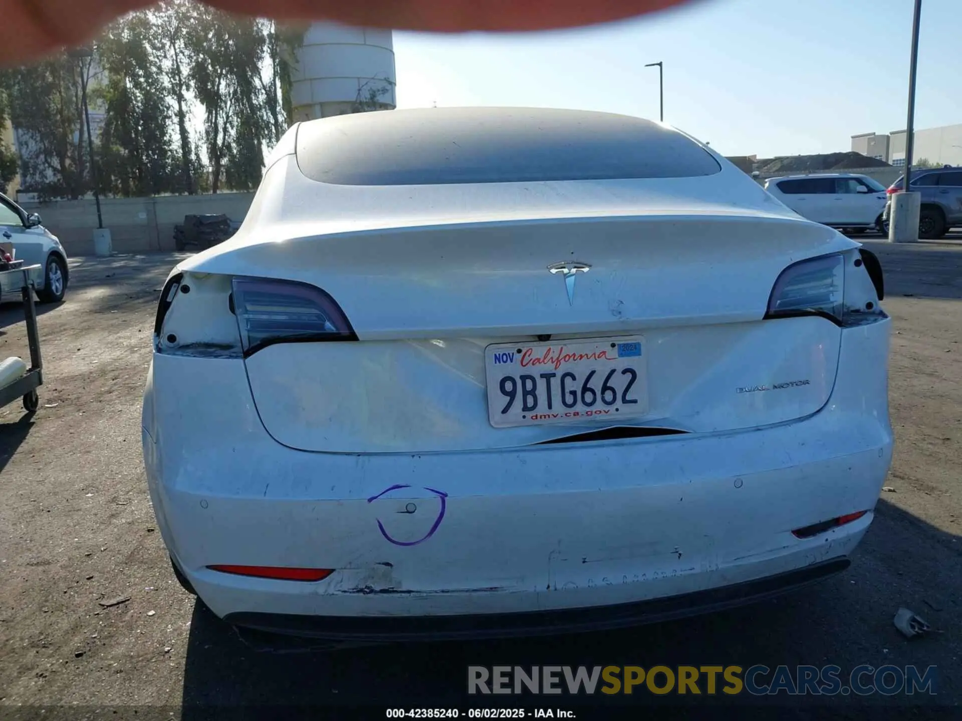 6 fotografías del automóvil dañado 5YJ3E1EB5KF213576 TESLA MODEL 3 2019