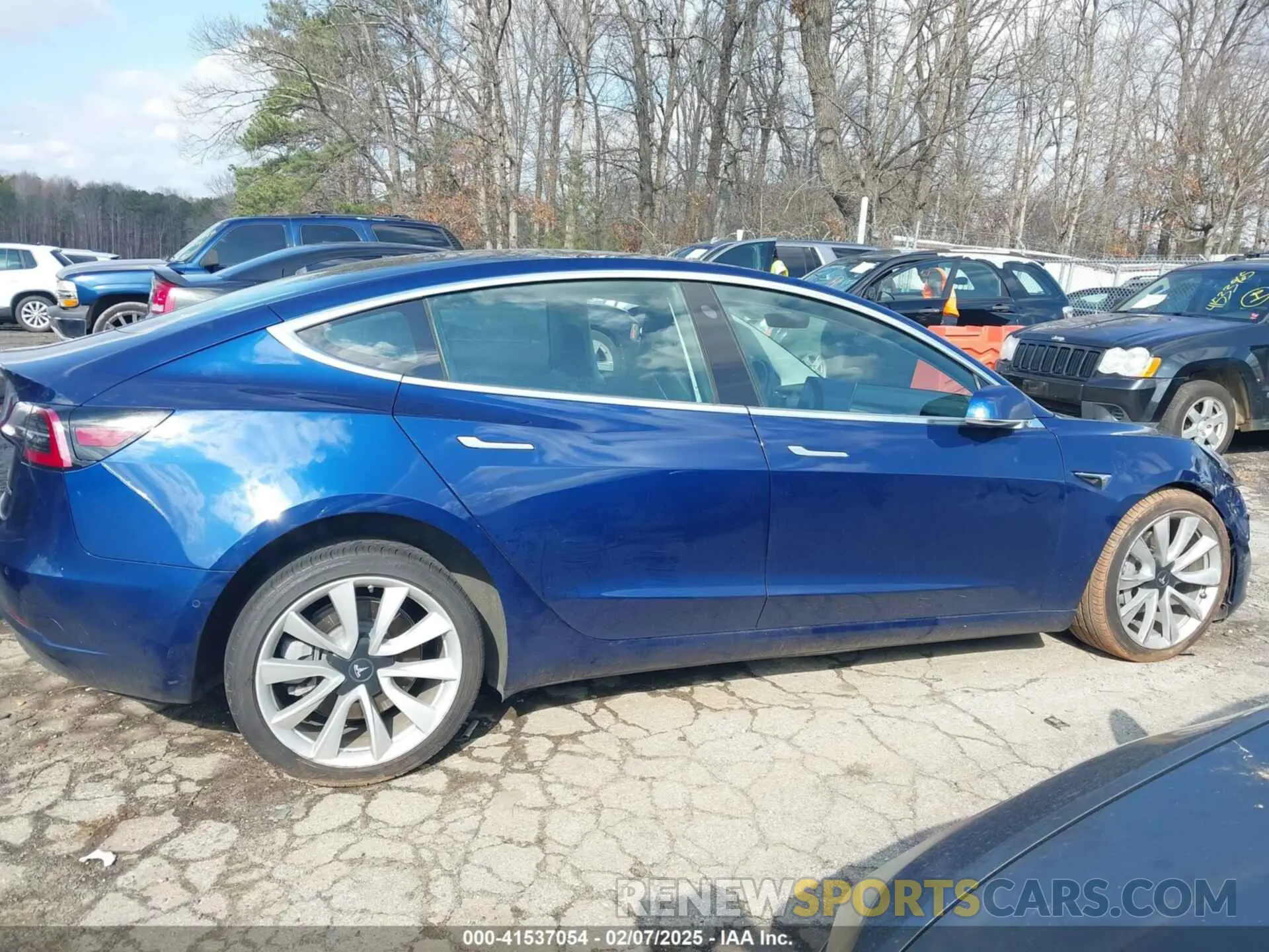 12 fotografías del automóvil dañado 5YJ3E1EB5KF365471 TESLA MODEL 3 2019