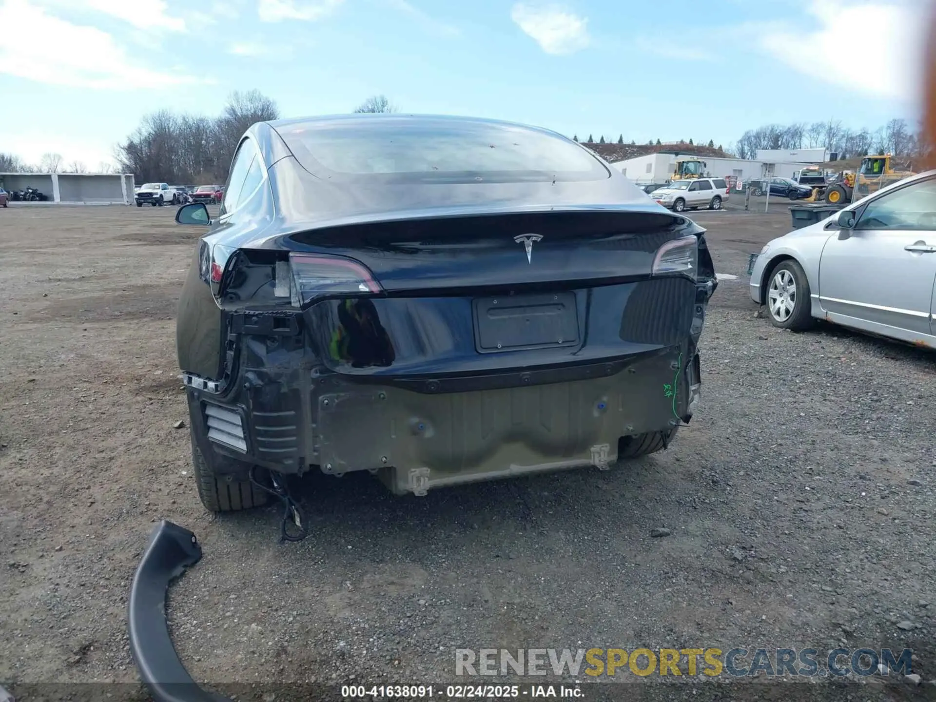 6 fotografías del automóvil dañado 5YJ3E1EB5KF384330 TESLA MODEL 3 2019