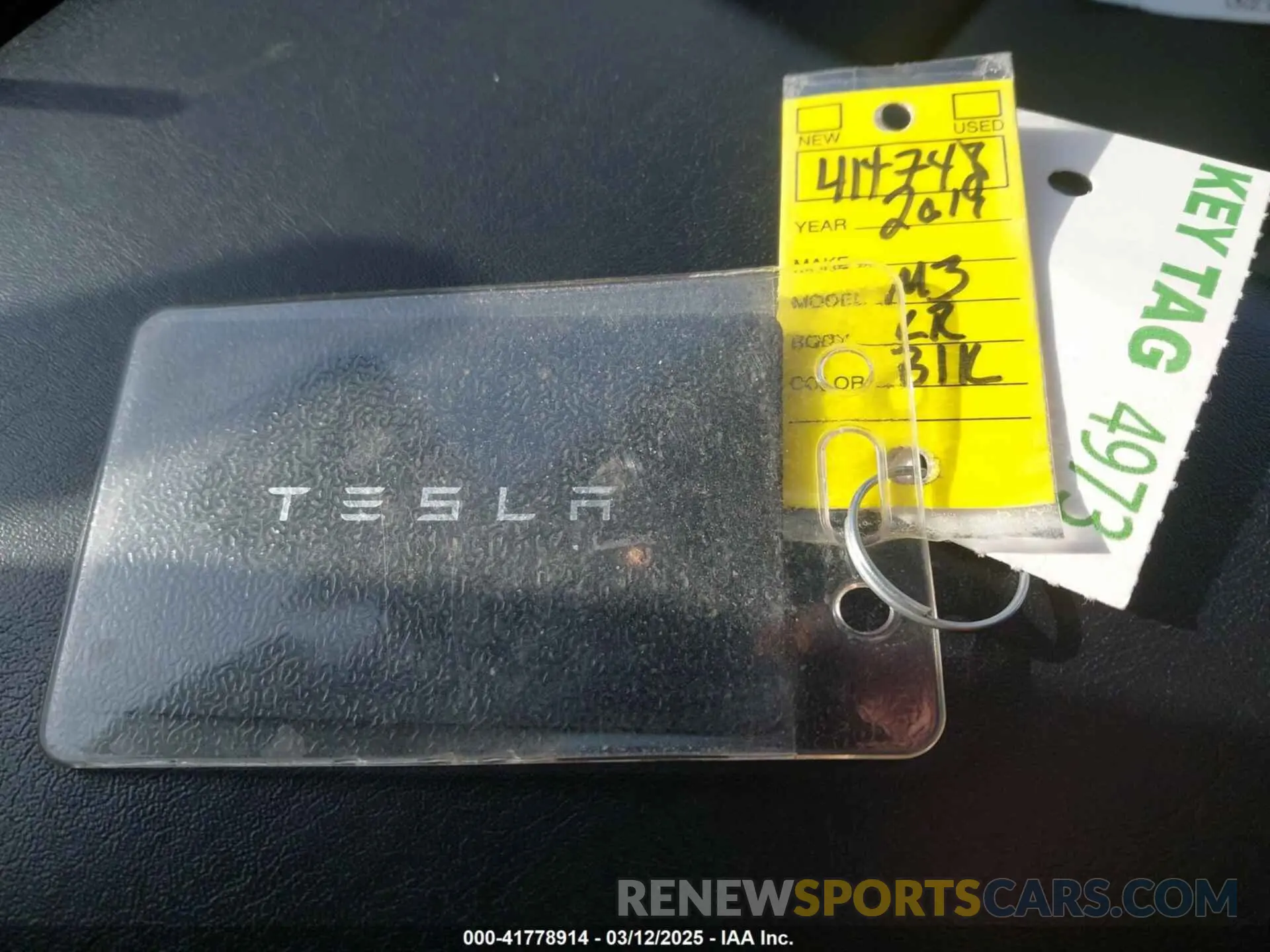 11 fotografías del automóvil dañado 5YJ3E1EB5KF414748 TESLA MODEL 3 2019