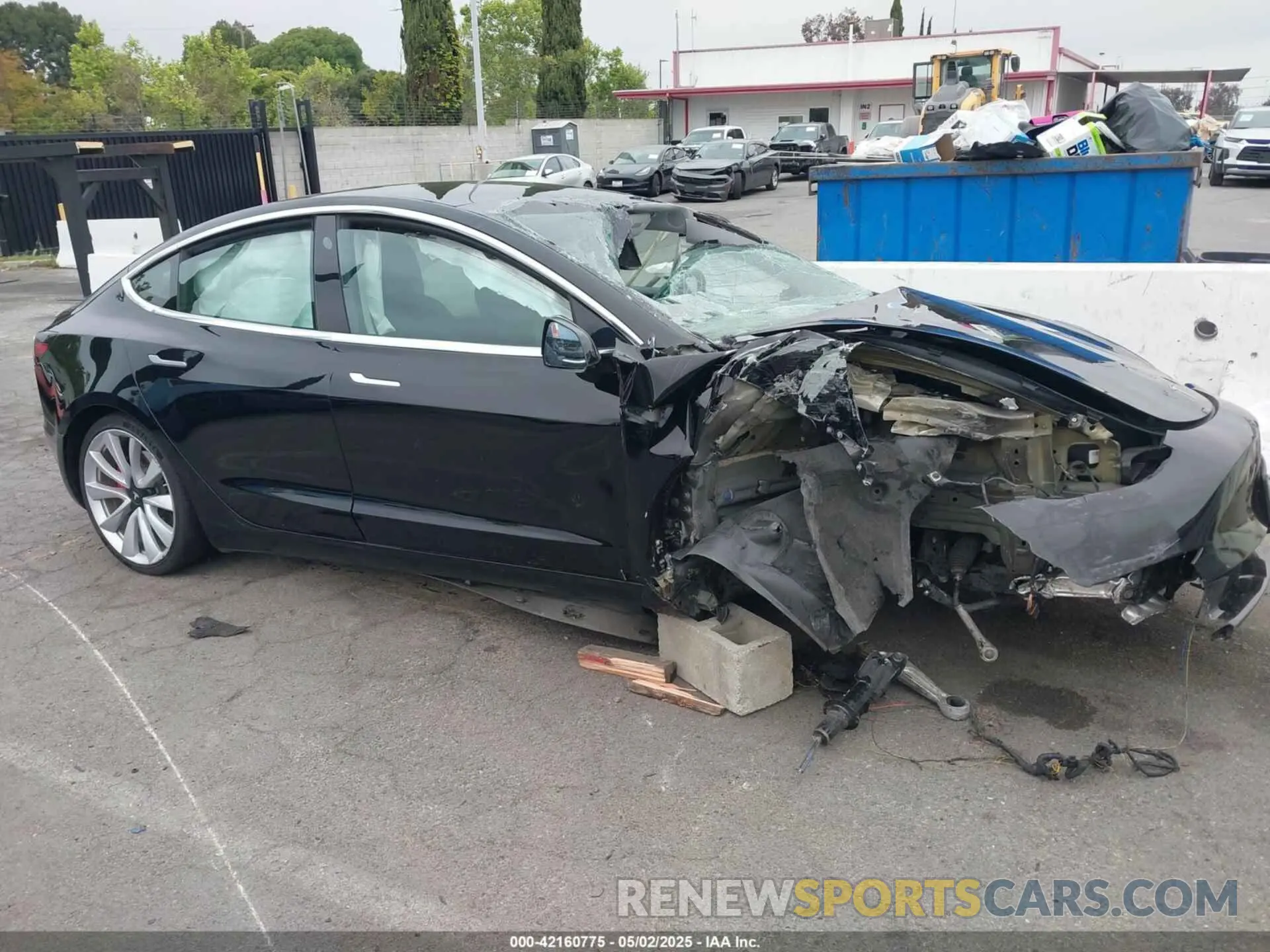 13 fotografías del automóvil dañado 5YJ3E1EB5KF434613 TESLA MODEL 3 2019