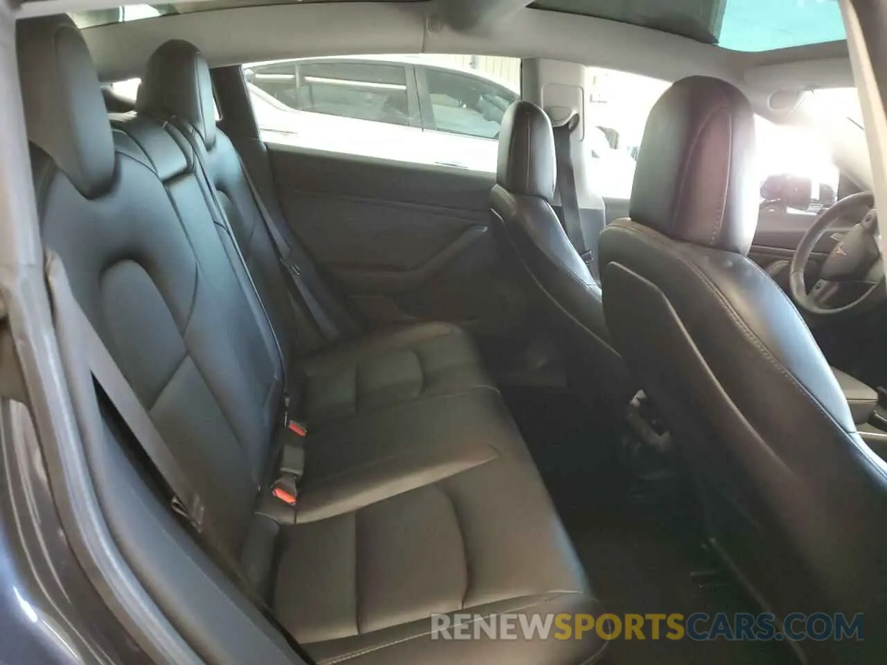 10 fotografías del automóvil dañado 5YJ3E1EB5KF453064 TESLA MODEL 3 2019
