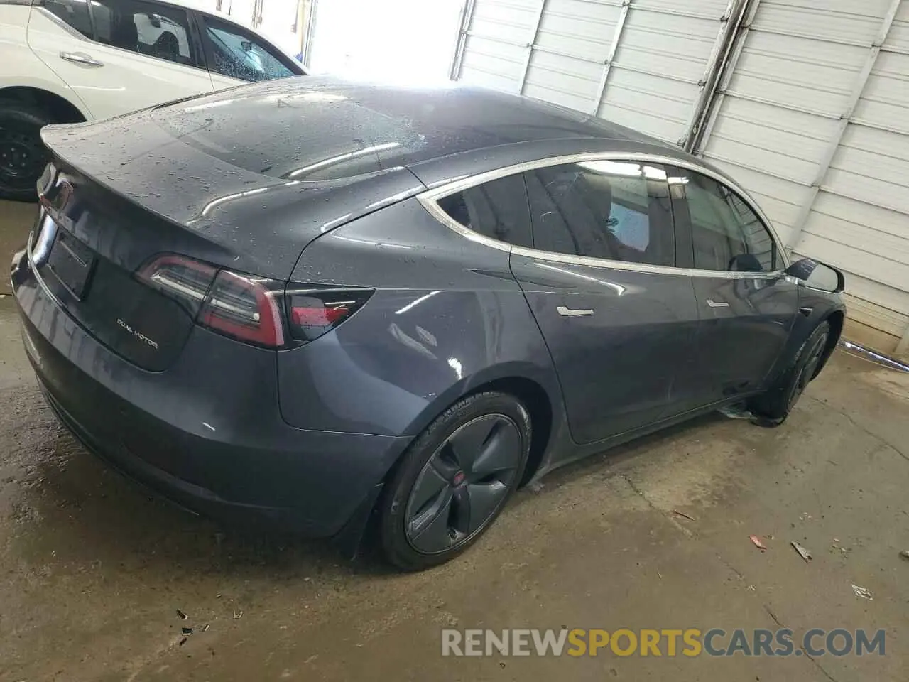 3 fotografías del automóvil dañado 5YJ3E1EB5KF453064 TESLA MODEL 3 2019