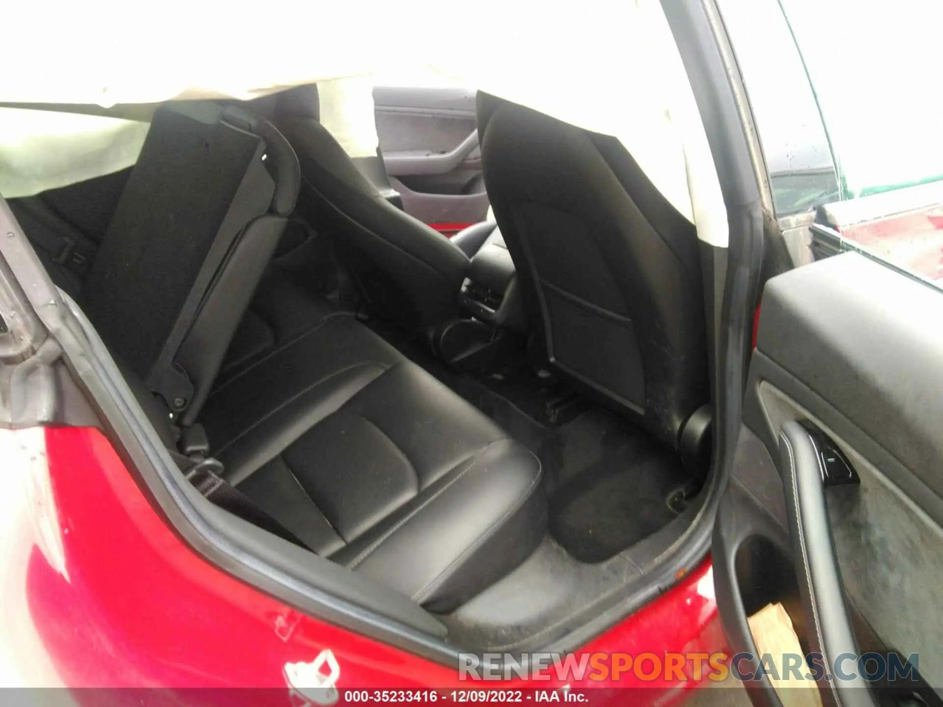 8 fotografías del automóvil dañado 5YJ3E1EB5KF464839 TESLA MODEL 3 2019