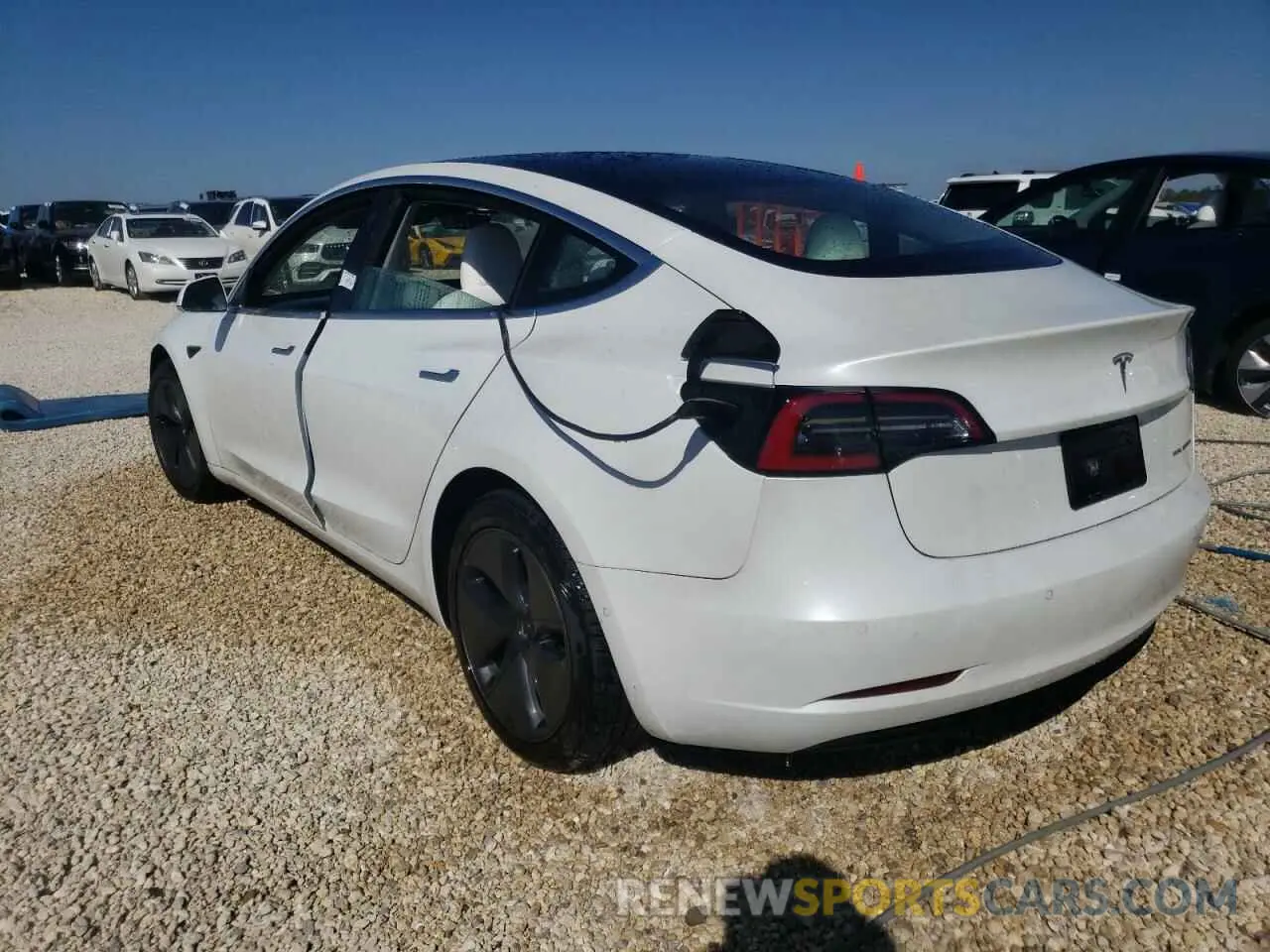 3 fotografías del automóvil dañado 5YJ3E1EB5KF494438 TESLA MODEL 3 2019