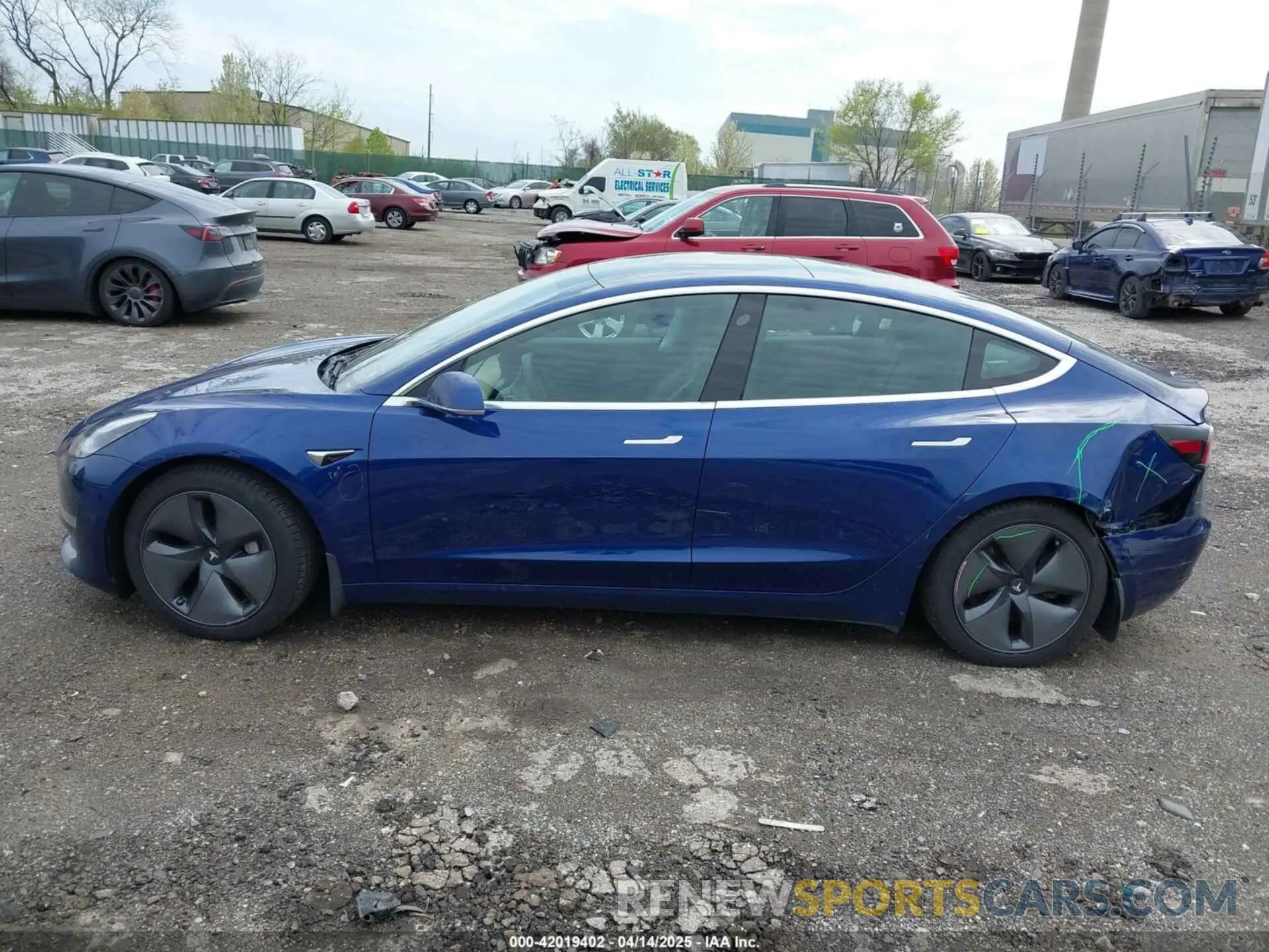14 fotografías del automóvil dañado 5YJ3E1EB5KF497582 TESLA MODEL 3 2019