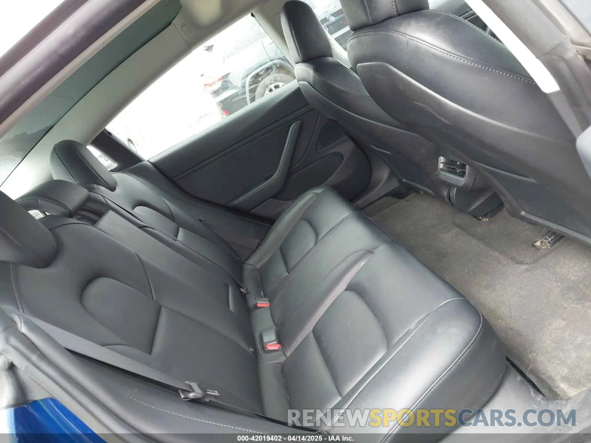 8 fotografías del automóvil dañado 5YJ3E1EB5KF497582 TESLA MODEL 3 2019