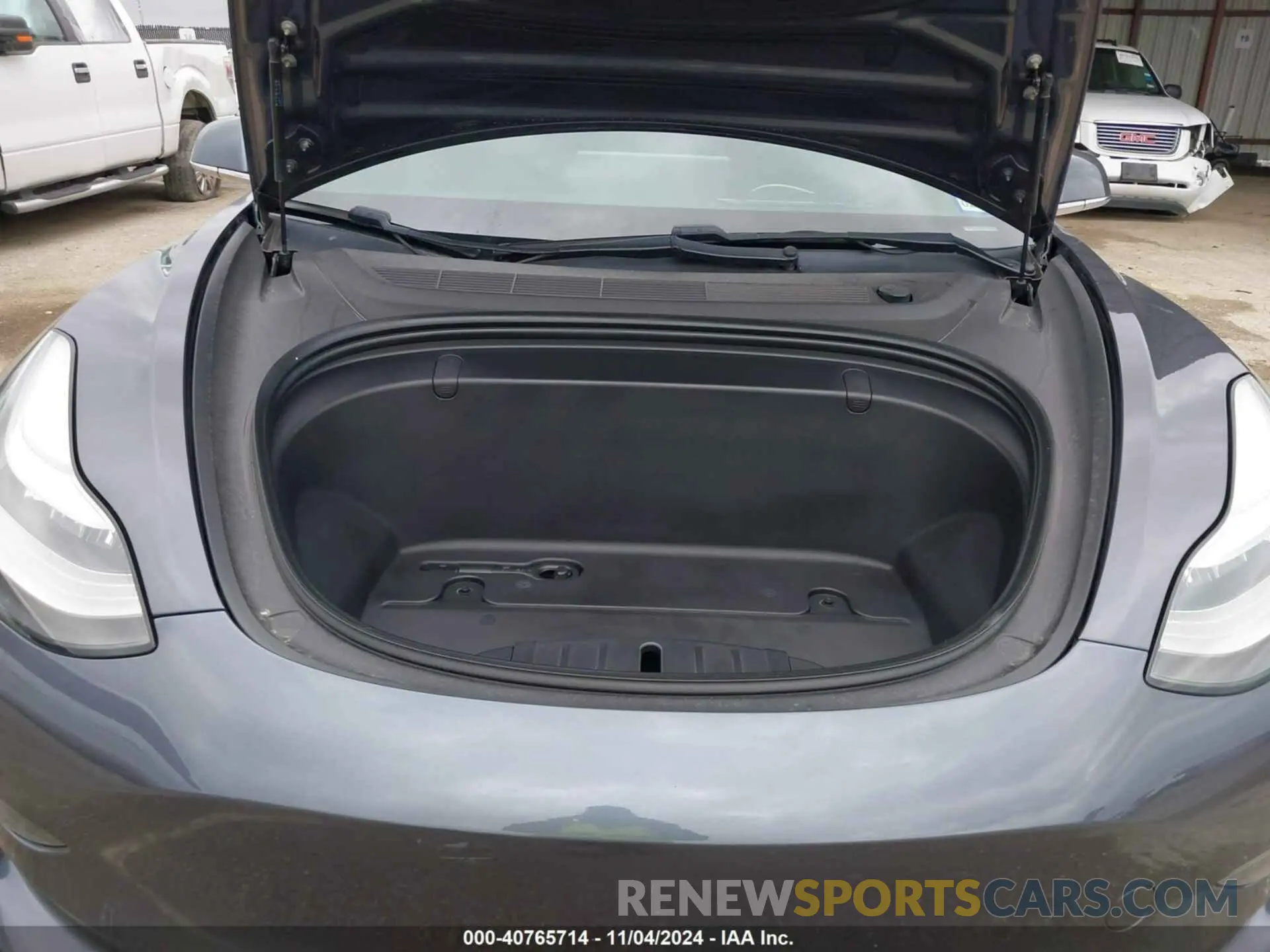 10 fotografías del automóvil dañado 5YJ3E1EB5KF510122 TESLA MODEL 3 2019