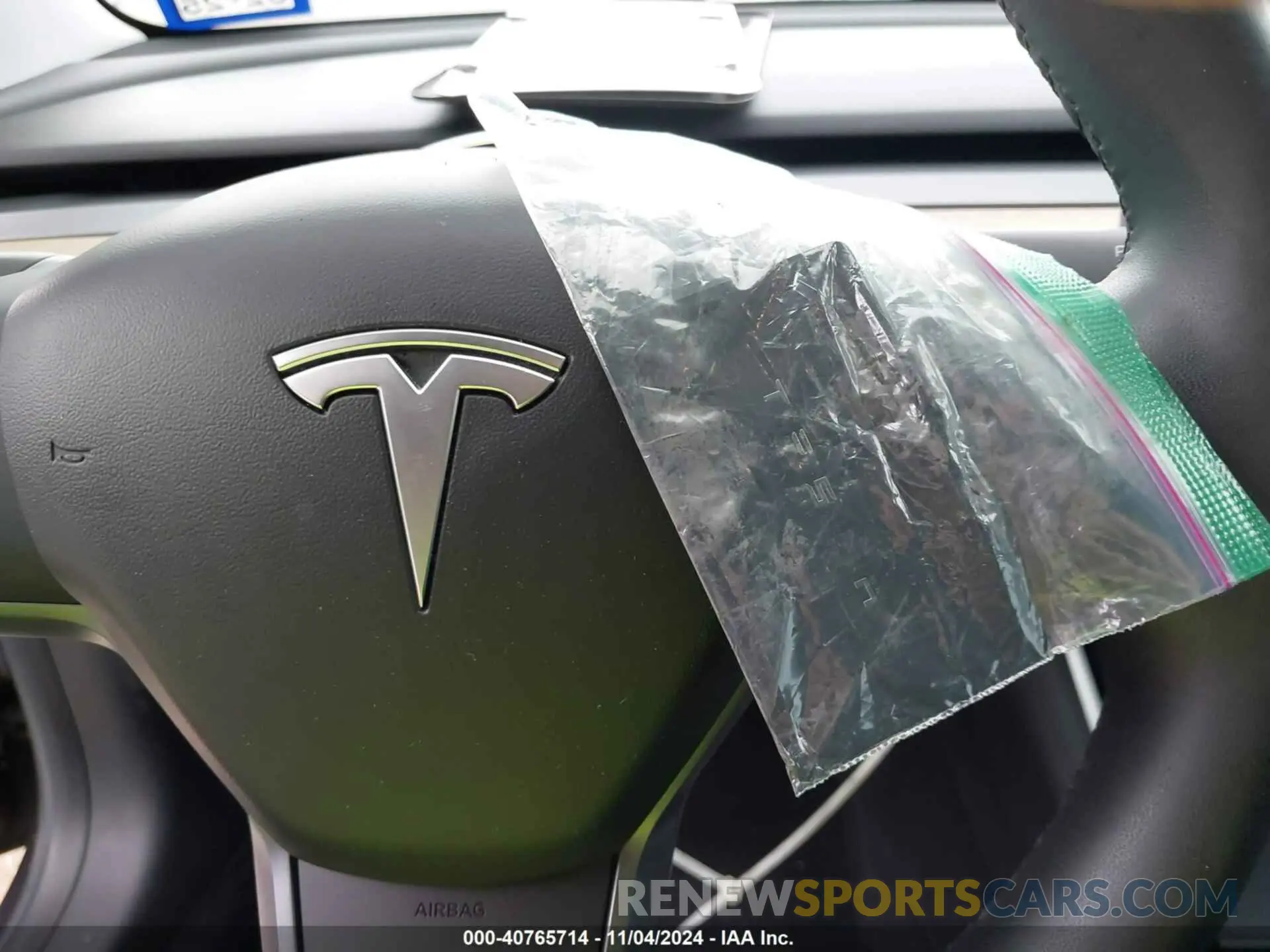 11 fotografías del automóvil dañado 5YJ3E1EB5KF510122 TESLA MODEL 3 2019