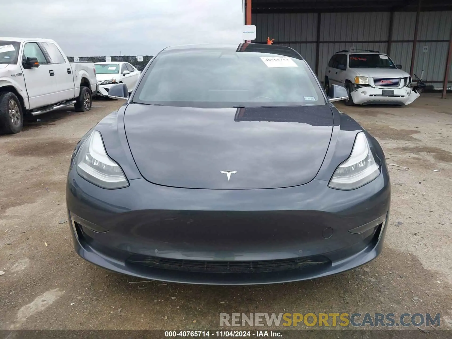 12 fotografías del automóvil dañado 5YJ3E1EB5KF510122 TESLA MODEL 3 2019