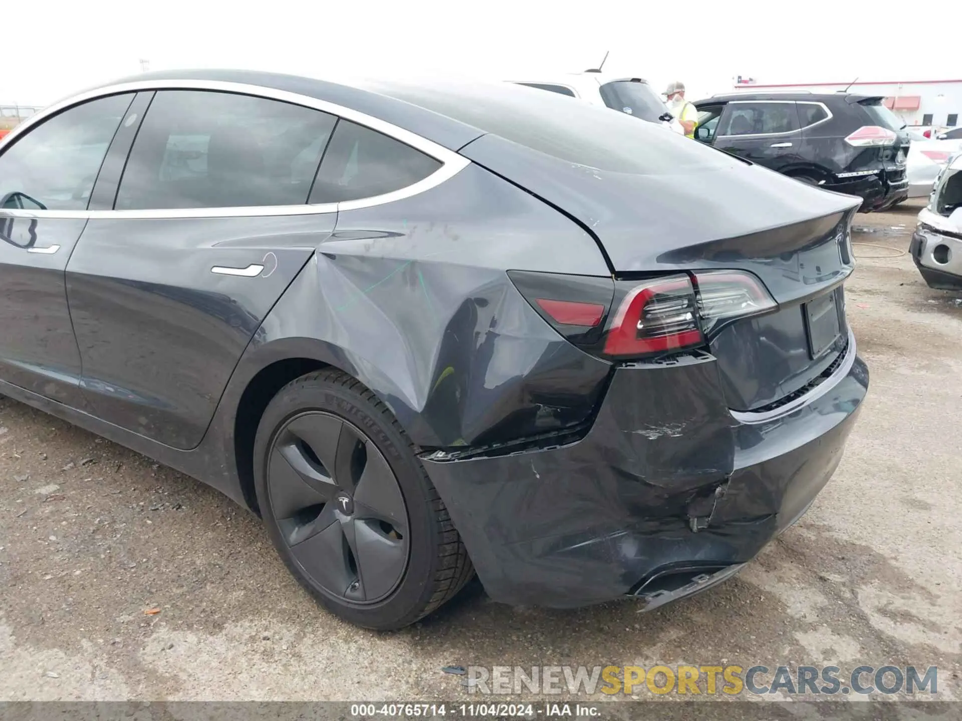 6 fotografías del automóvil dañado 5YJ3E1EB5KF510122 TESLA MODEL 3 2019