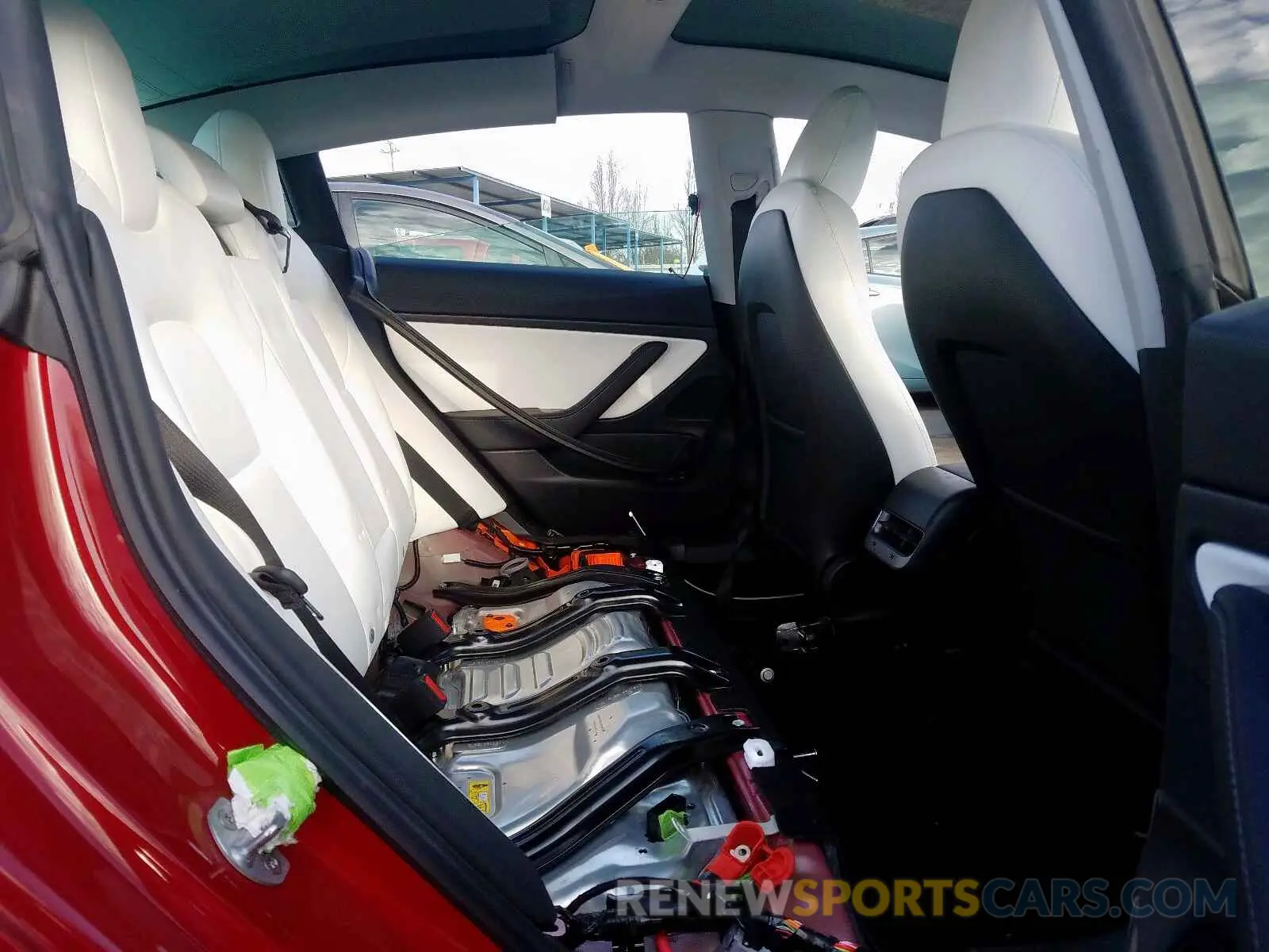 6 fotografías del automóvil dañado 5YJ3E1EB5KF533593 TESLA MODEL 3 2019