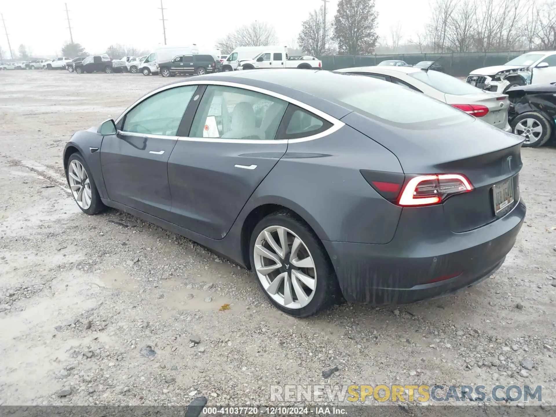 3 fotografías del automóvil dañado 5YJ3E1EB6KF365947 TESLA MODEL 3 2019